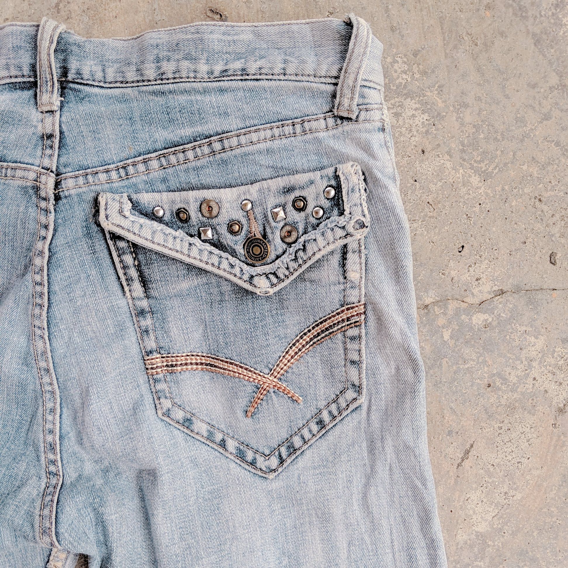 Japanese Brand × Jean × Vintage Vintage VILLAND Faded Distressed Jean Denim Pants W32 Size US 32 / EU 48 - 10 Thumbnail