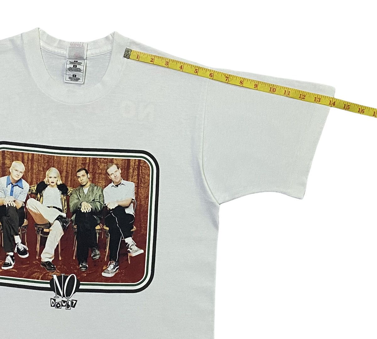 Band Tees Vintage 90s NO DOUBT Tragic Kingdom Tour Size US M / EU 48-50 / 2 - 8 Thumbnail