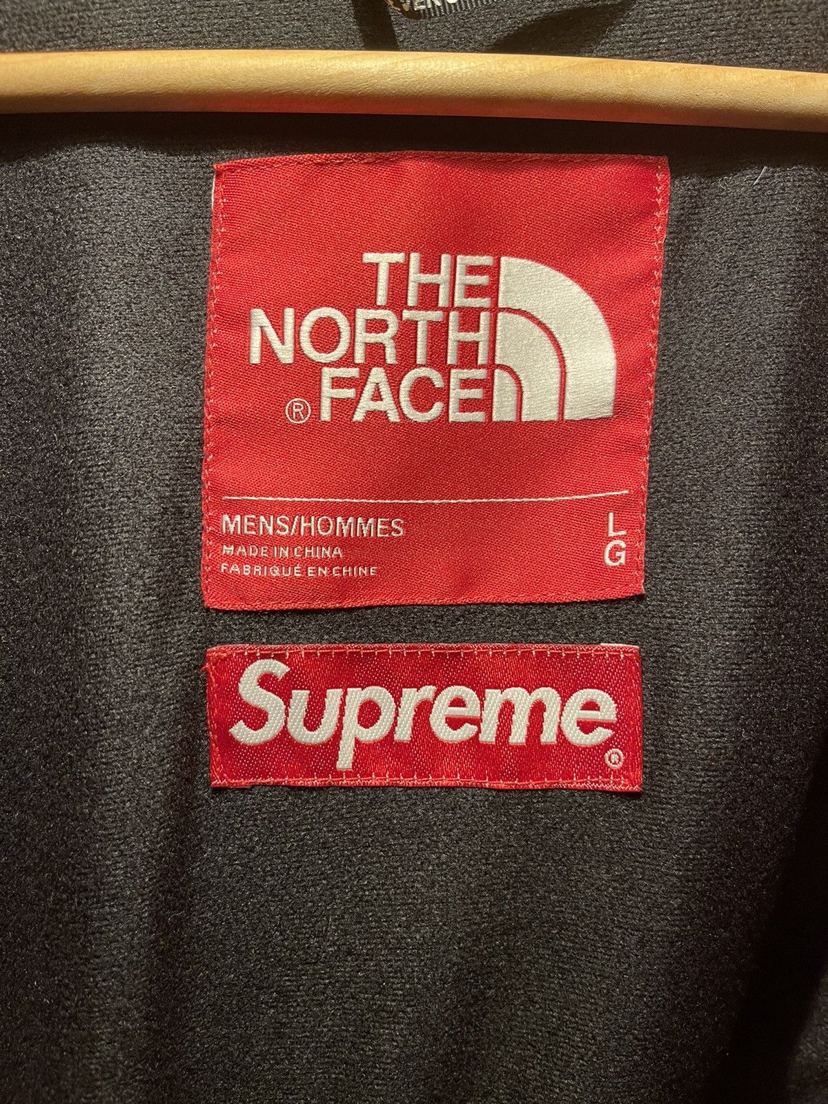 Supreme × The North Face Supreme The North Face Mountain Light Jacket Orange Size US L / EU 52-54 / 3 - 6 Thumbnail