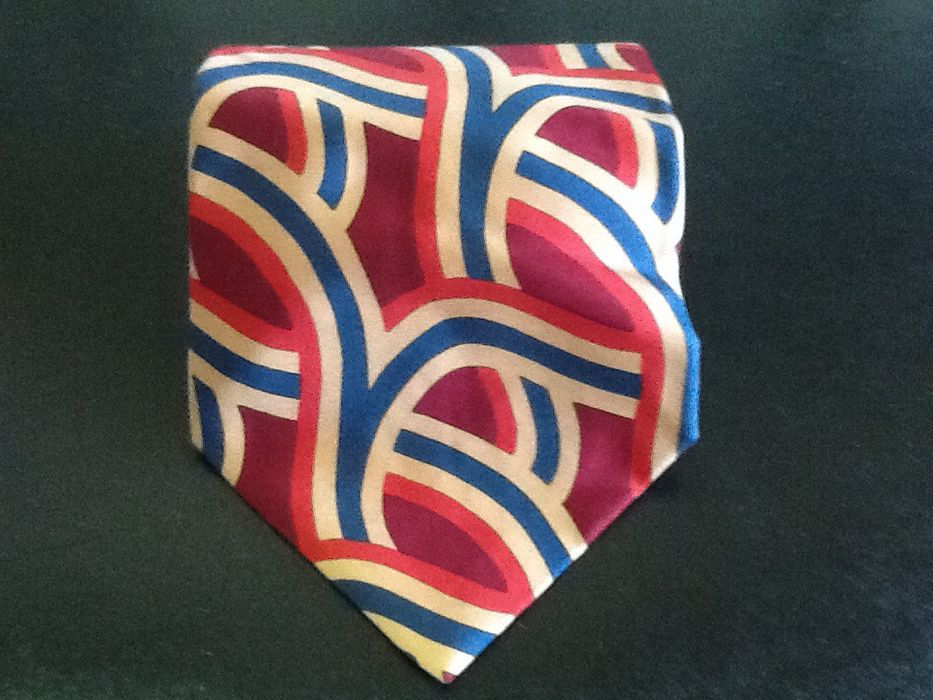 Gucci Silk Neck Tie Size ONE SIZE - 2 Preview
