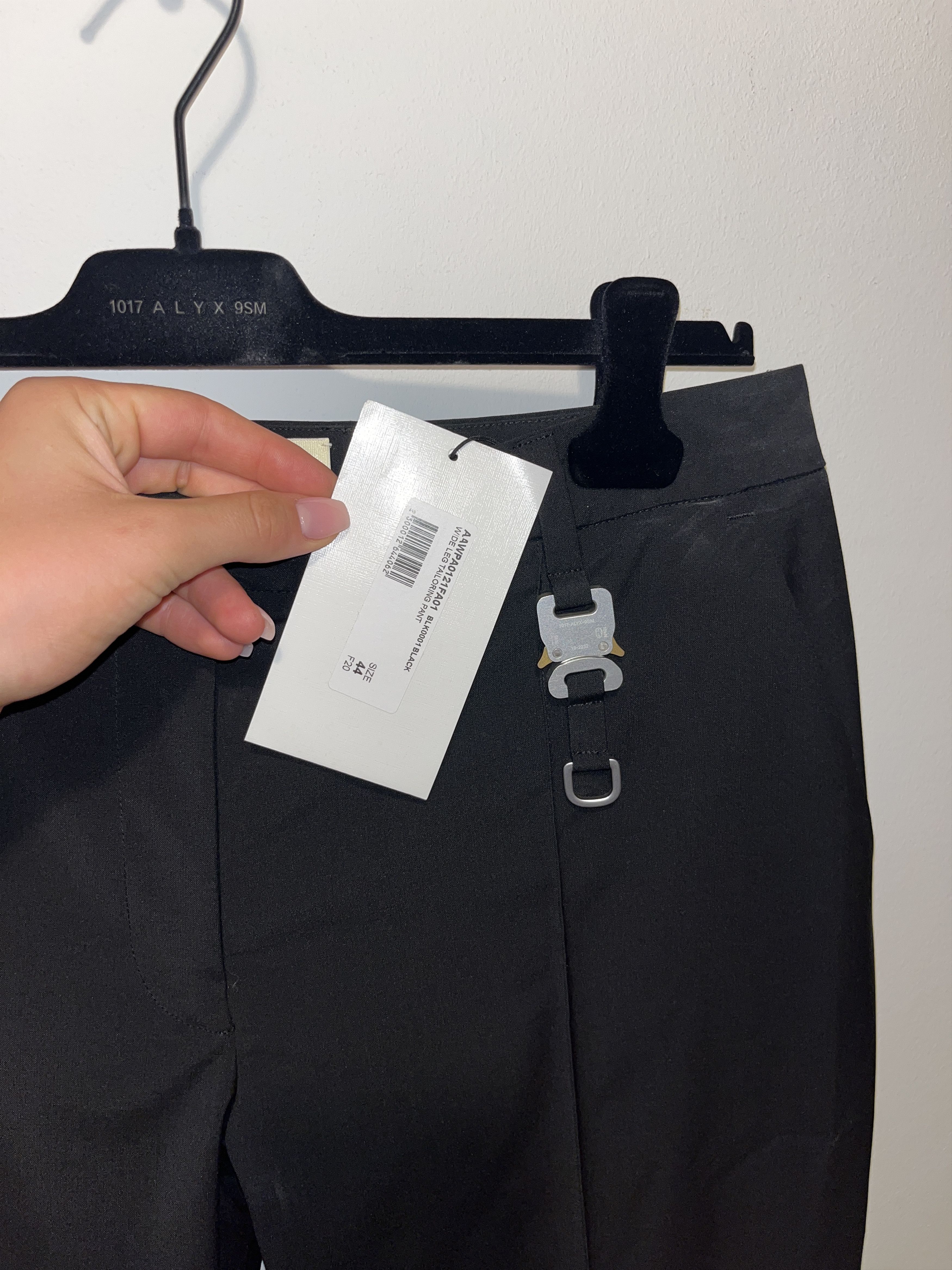1017 ALYX 9SM 1017 ALYX 9SM Black Bootcut Trousers Size US 28 / EU 44 - 4 Thumbnail