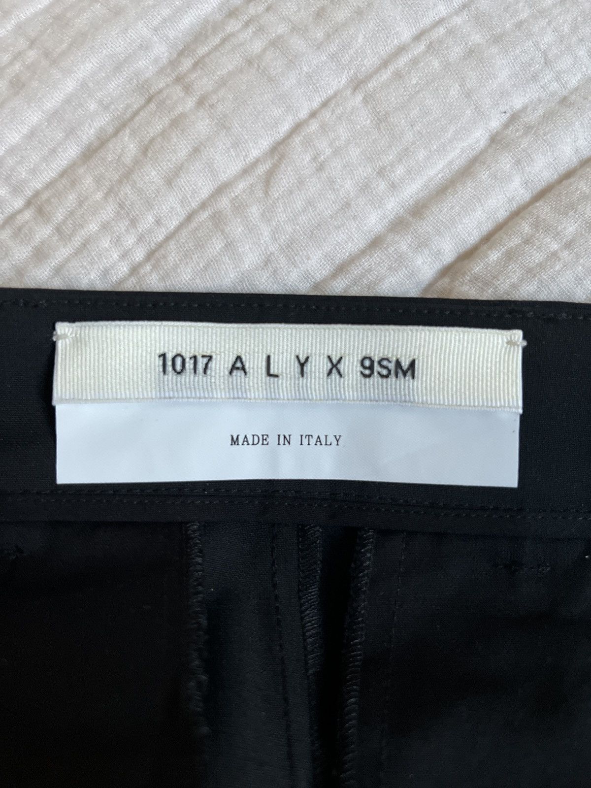 1017 ALYX 9SM 1017 ALYX 9SM Black Bootcut Trousers Size US 28 / EU 44 - 6 Thumbnail