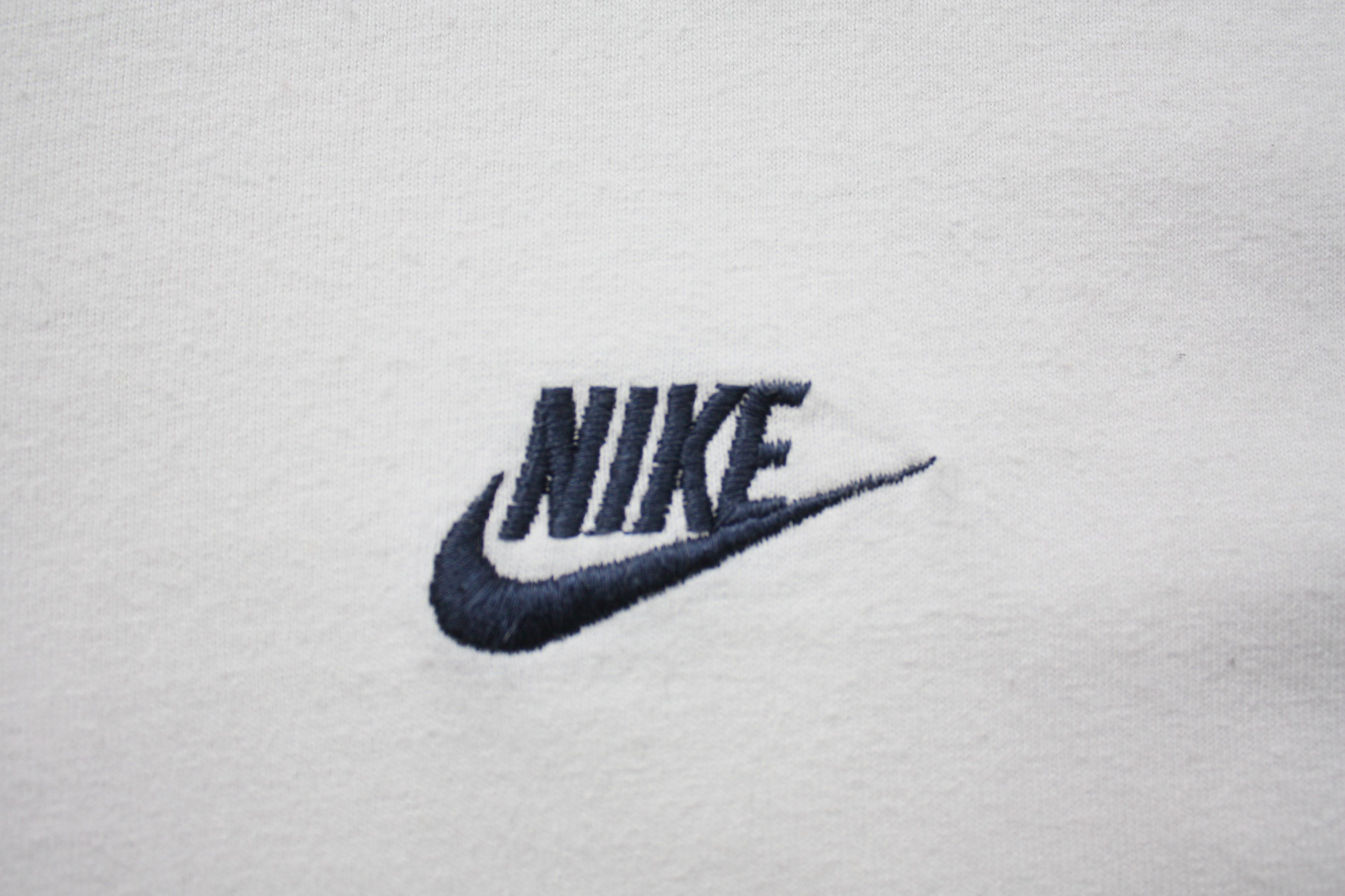 Nike Nike White Longsleeve Vintage 90s Size US XL / EU 56 / 4 - 3 Thumbnail