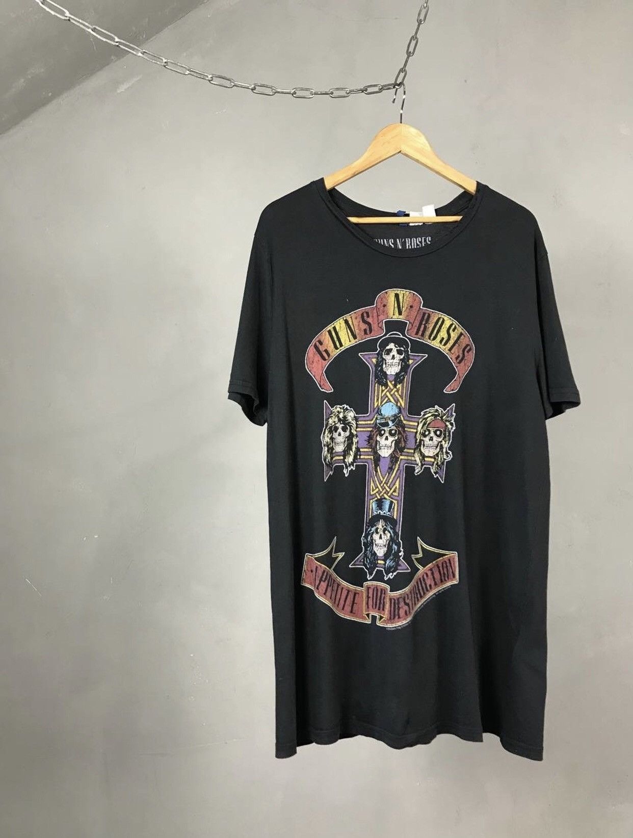 Band Tees × Guns N' Roses × Vintage Guns And Roses Vintage Rock Band Tee Size US XL / EU 56 / 4 - 1 Thumbnail