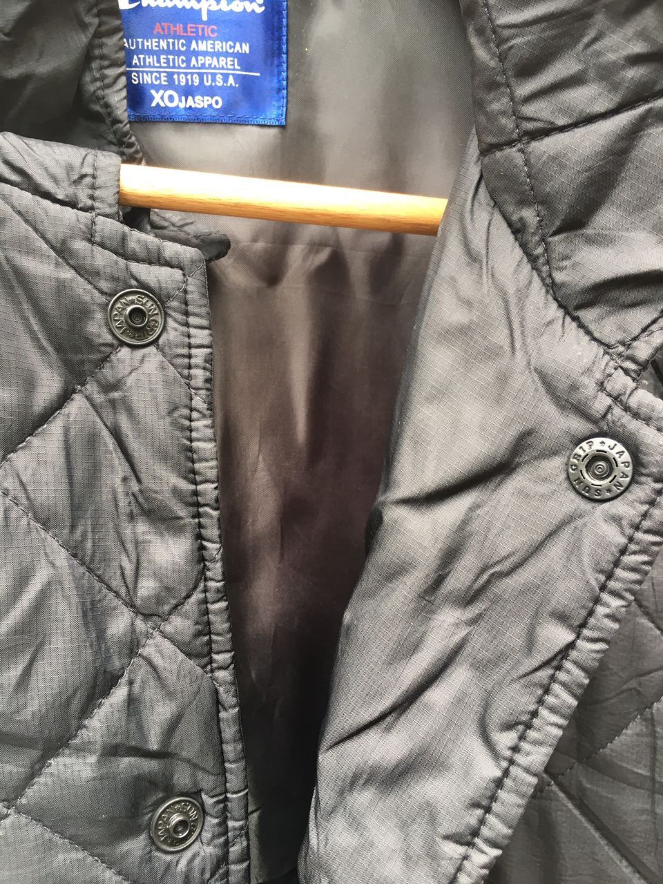 Champion × Japanese Brand Vintage Champions Quilted Down Black Jackets Size US L / EU 52-54 / 3 - 5 Thumbnail