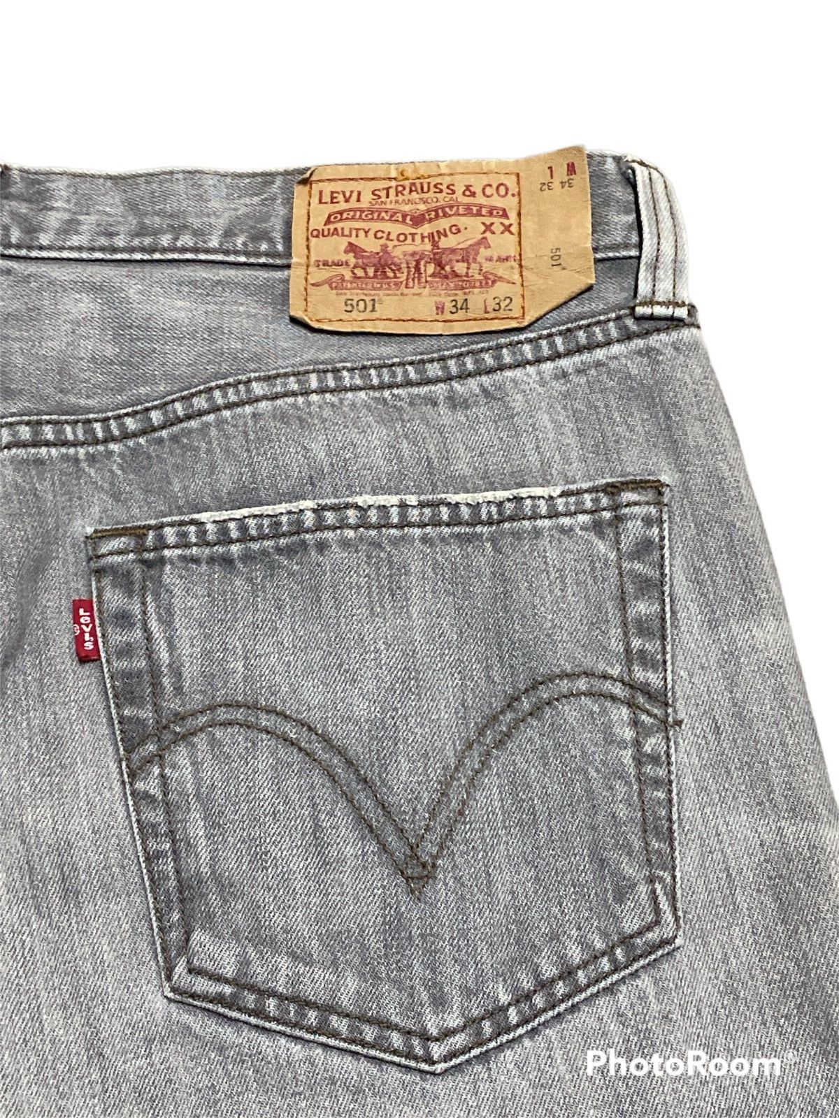 Levi's × Vintage Vintage Levis 501 Distressed Jeans Vintage Grey Size US 35 - 3 Thumbnail