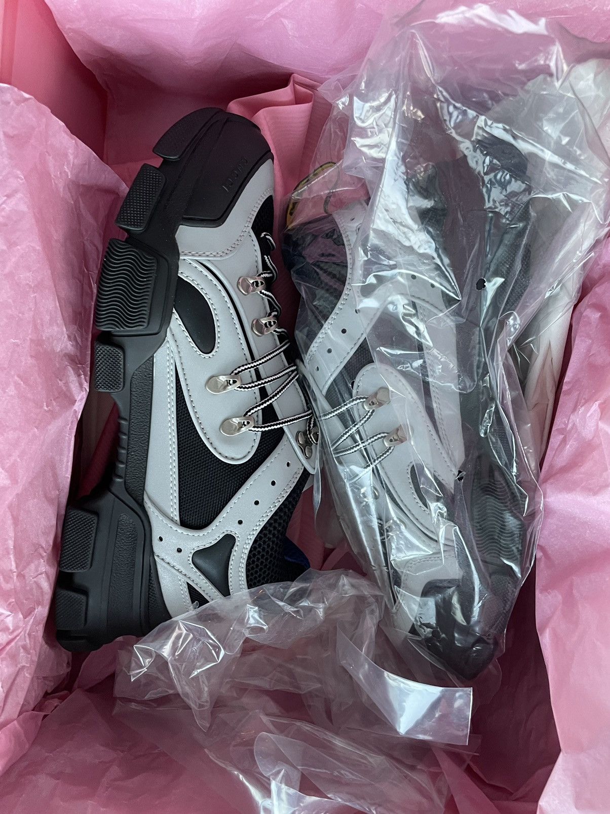 Gucci $1,500 Limited Edition Runway Flashtrek Reflective Sneaker Size US 10 / EU 43 - 11 Thumbnail