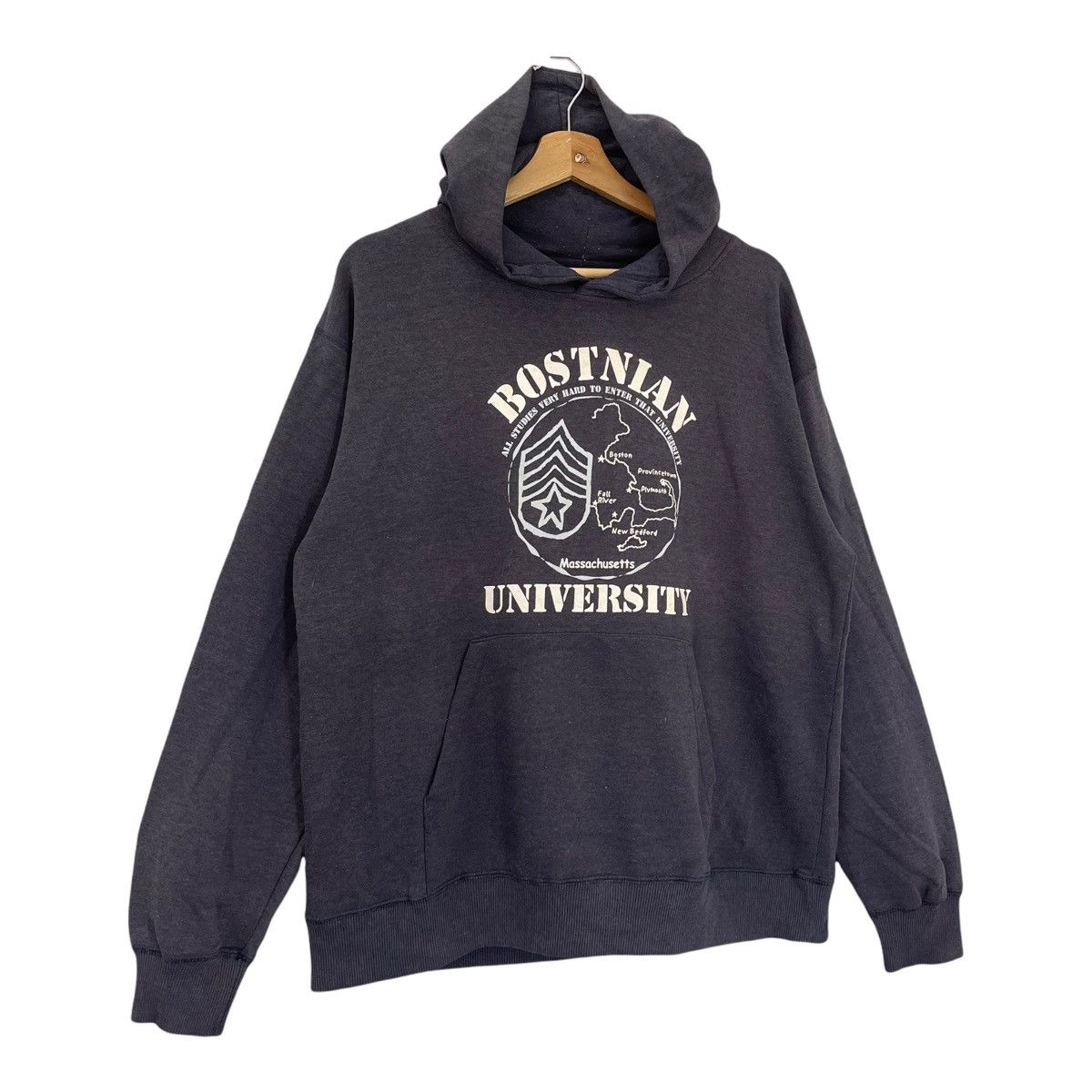Vintage Bostnian University Crewneck Hoodies Sweater Size L Size US L / EU 52-54 / 3 - 1 Thumbnail