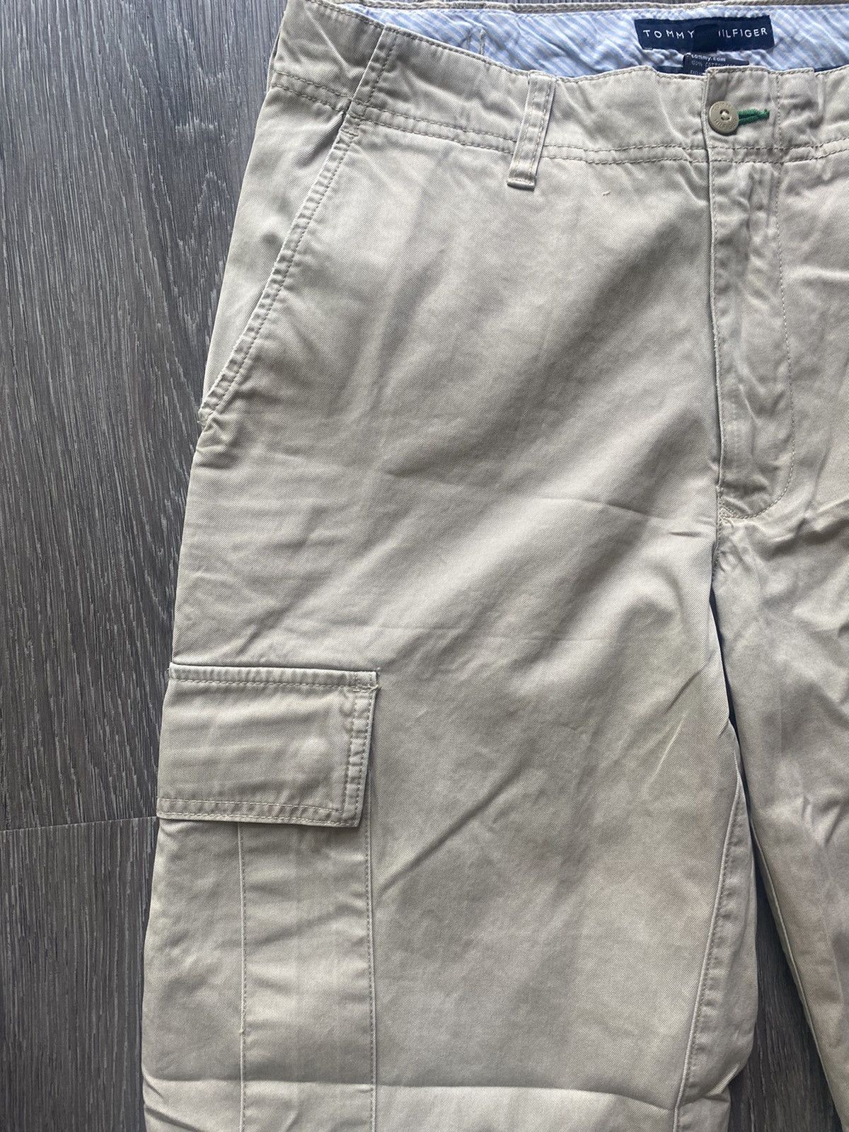 Japanese Brand Vintage Tommy Hilfiger Cargo Pants Size US 29 - 3 Thumbnail