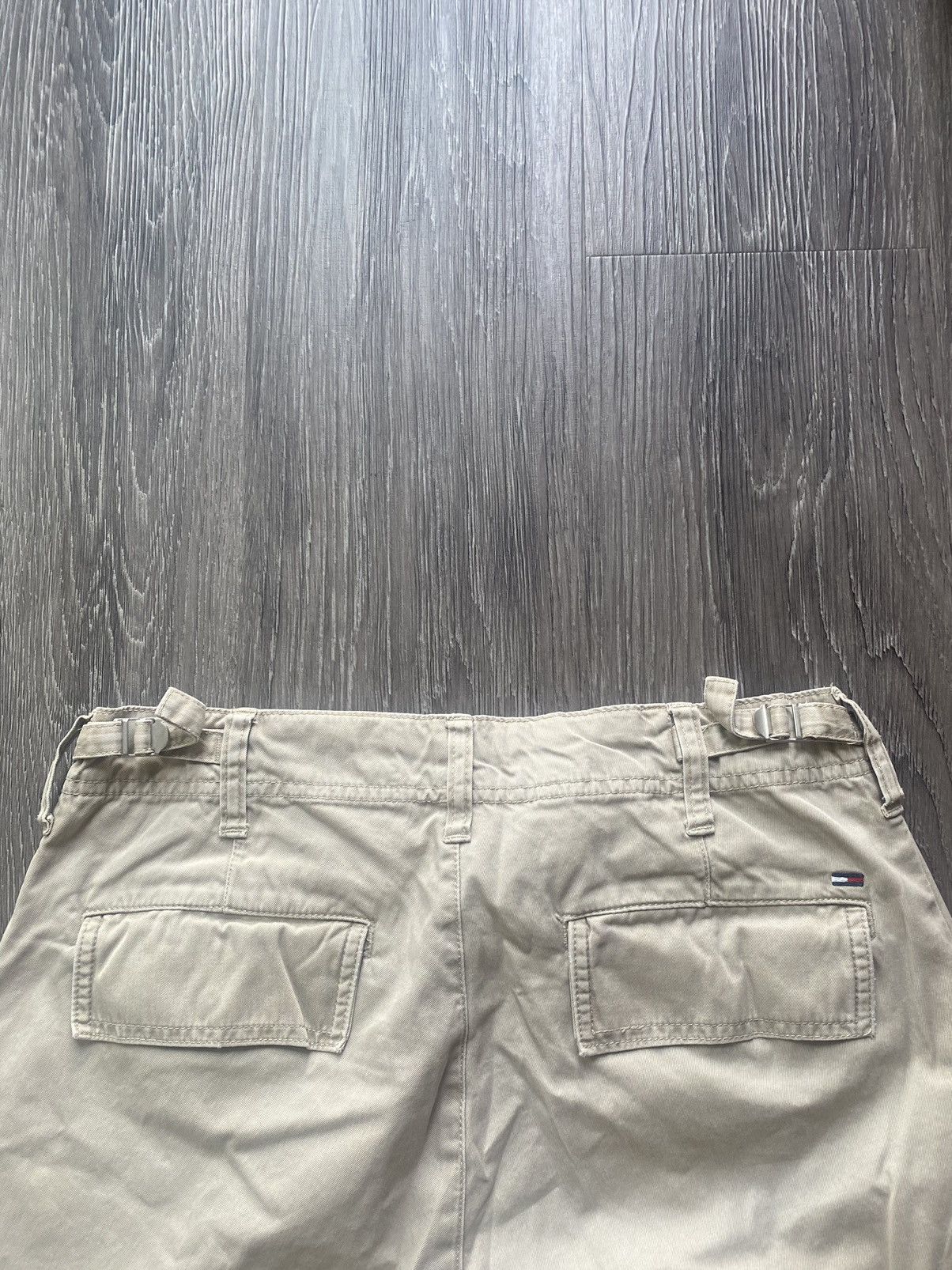 Japanese Brand Vintage Tommy Hilfiger Cargo Pants Size US 29 - 6 Thumbnail
