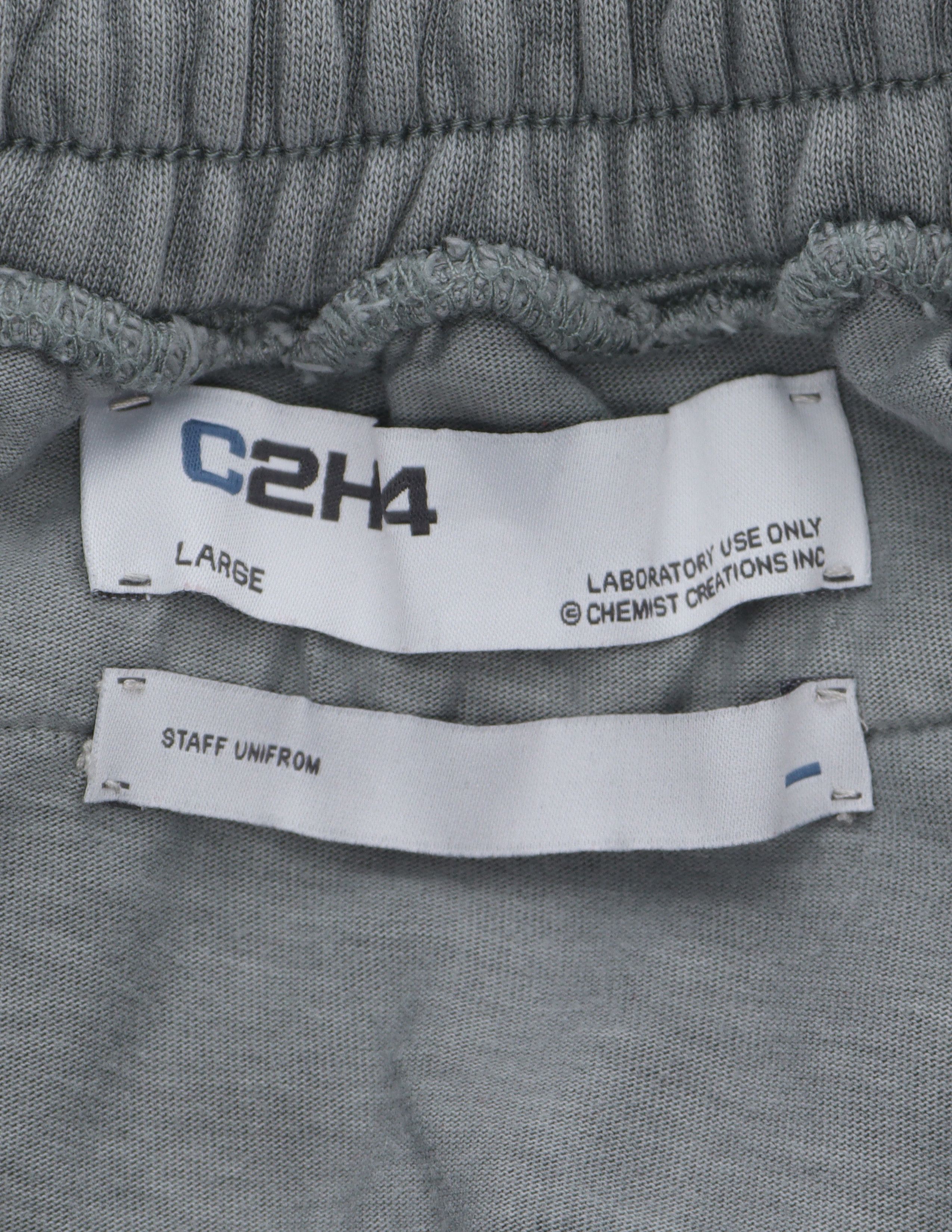 C2H4 C2H4 Distressed Sweat Shorts Size US 38 / EU 54 - 4 Thumbnail