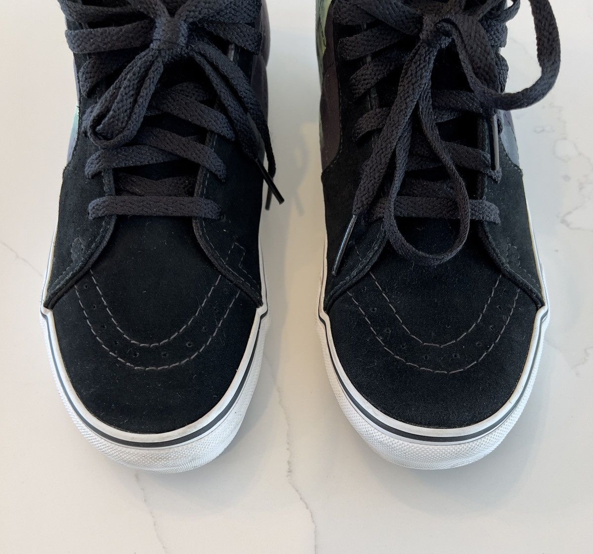 KISS × Vans WORN ONCE VANS Sk8-HI X KISS “DRESSED TO KILL COLLAB 9.5US Size US 9.5 / EU 42-43 - 13 Thumbnail
