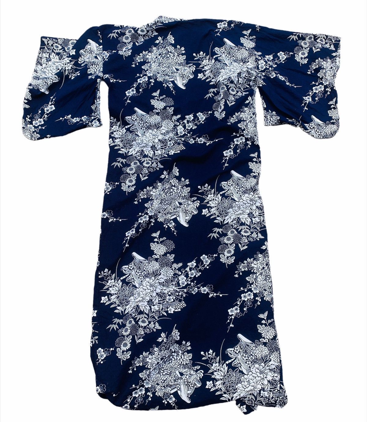 Japanese Brand × Vintage VINTAGE KIMONO SAKURA JAPAN FLORAL LONG MADE IN JAPAN Size US L / EU 52-54 / 3 - 2 Thumbnail