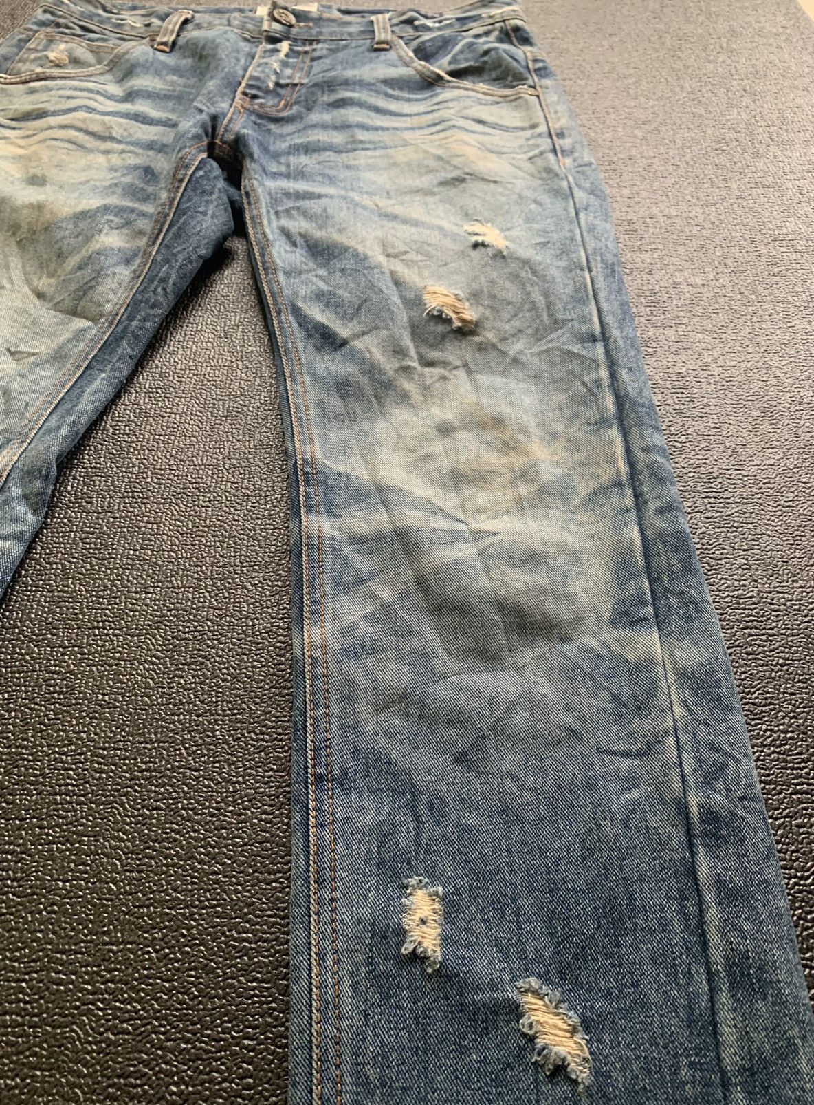 Japanese Brand Distressed Jeans Skull Logo Size US 33 - 5 Thumbnail