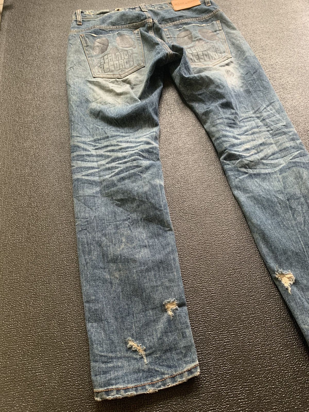 Japanese Brand Distressed Jeans Skull Logo Size US 33 - 14 Thumbnail