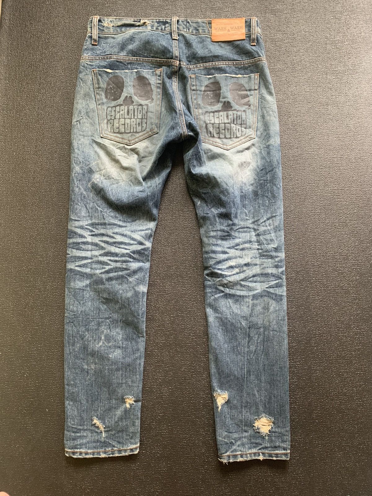 Japanese Brand Distressed Jeans Skull Logo Size US 33 - 1 Thumbnail