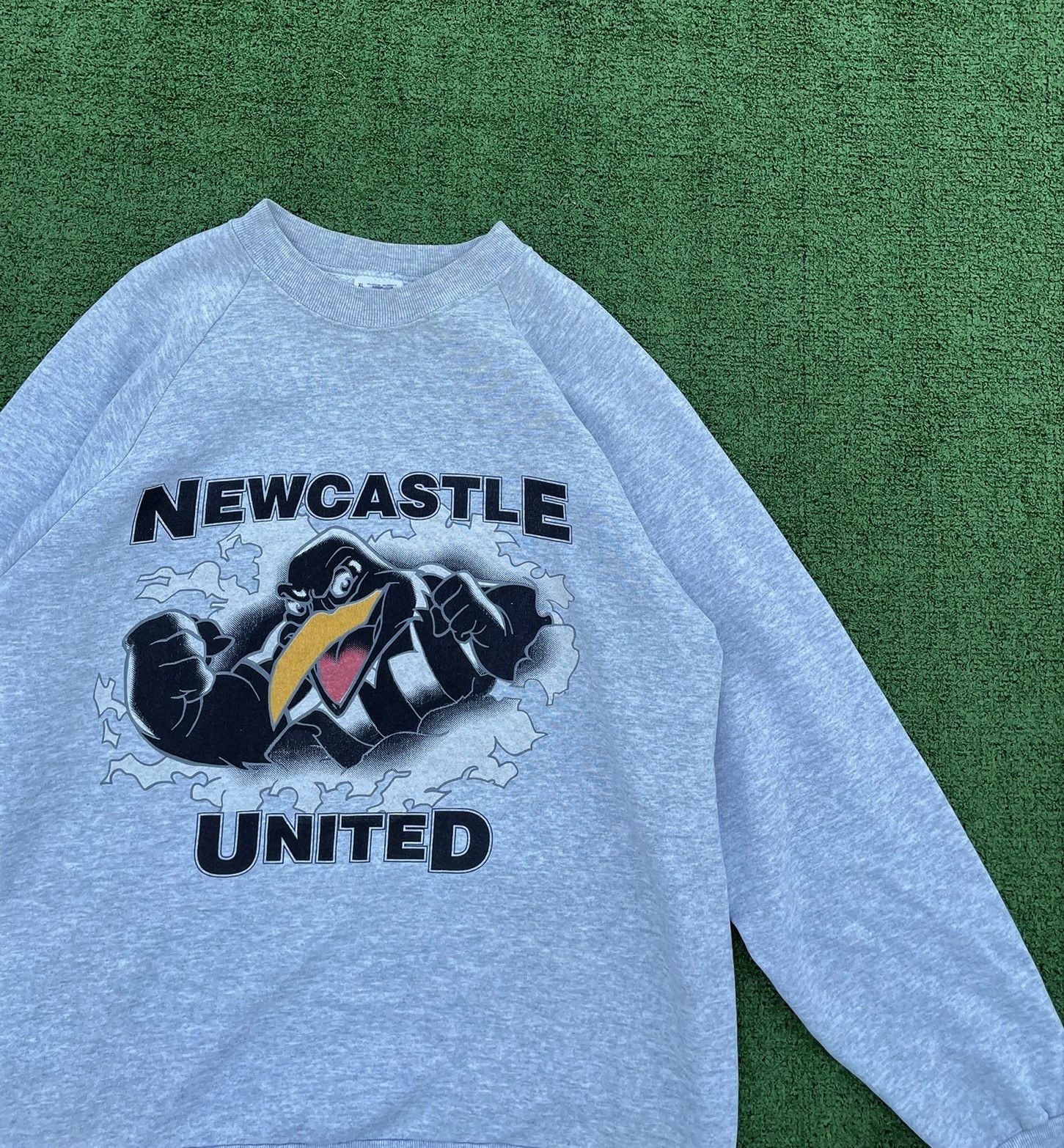 Vintage Vintage New Castle United Toon Army Sweatshirt 90s Size US XL / EU 56 / 4 - 2 Thumbnail