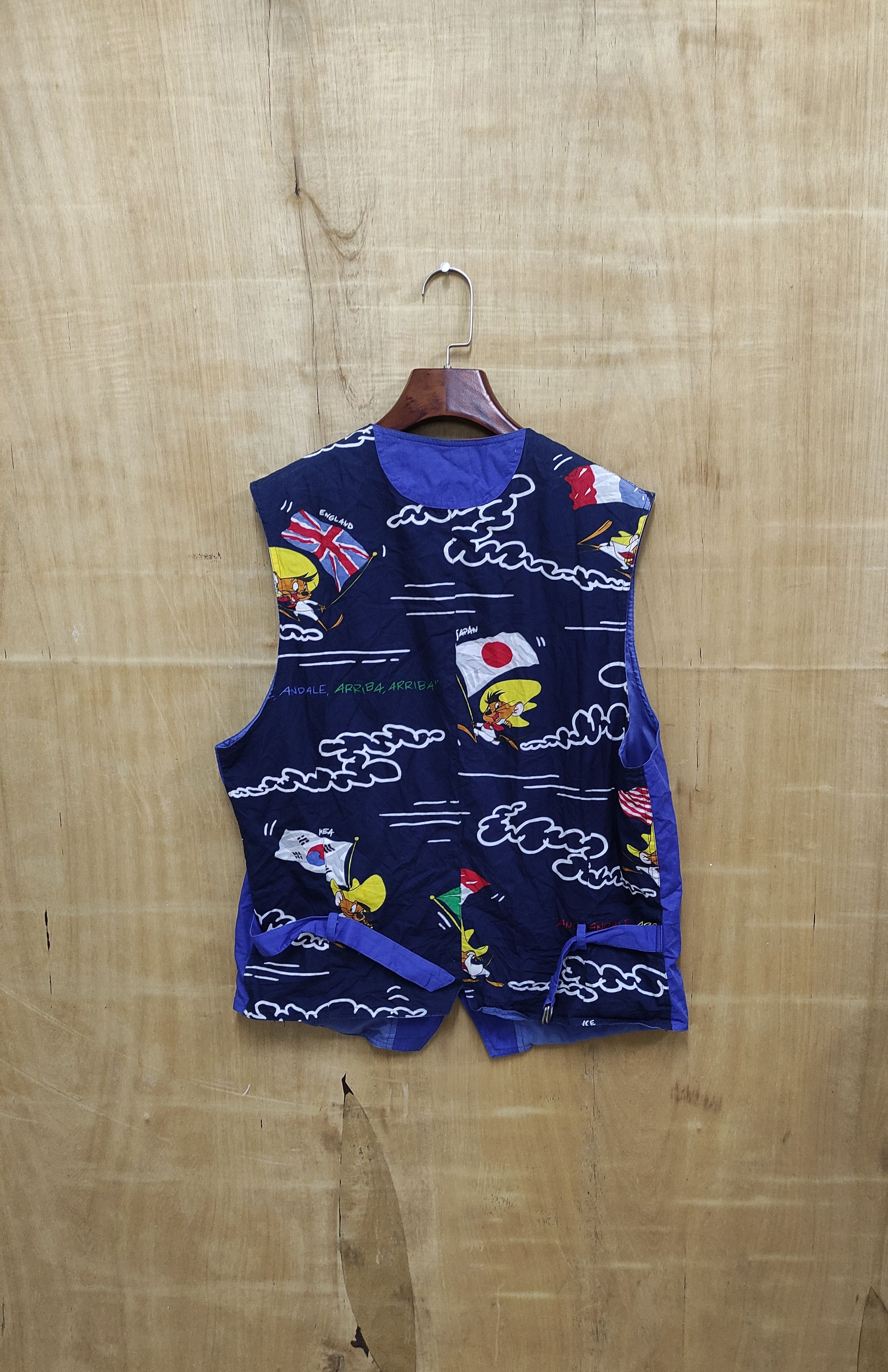 Jean Charles De Castelbajac JEAN CHARLES DE CASTELBAJAC X SPEEDY GONZALES VEST Size US S / EU 44-46 / 1 - 1 Thumbnail