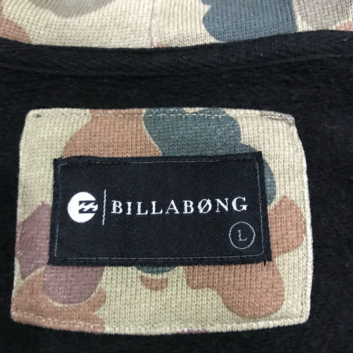 Billabong × Japanese Brand × Vintage BILLABONG Hoodie Big Spellout Size L Fits Size M Size US M / EU 48-50 / 2 - 6 Thumbnail