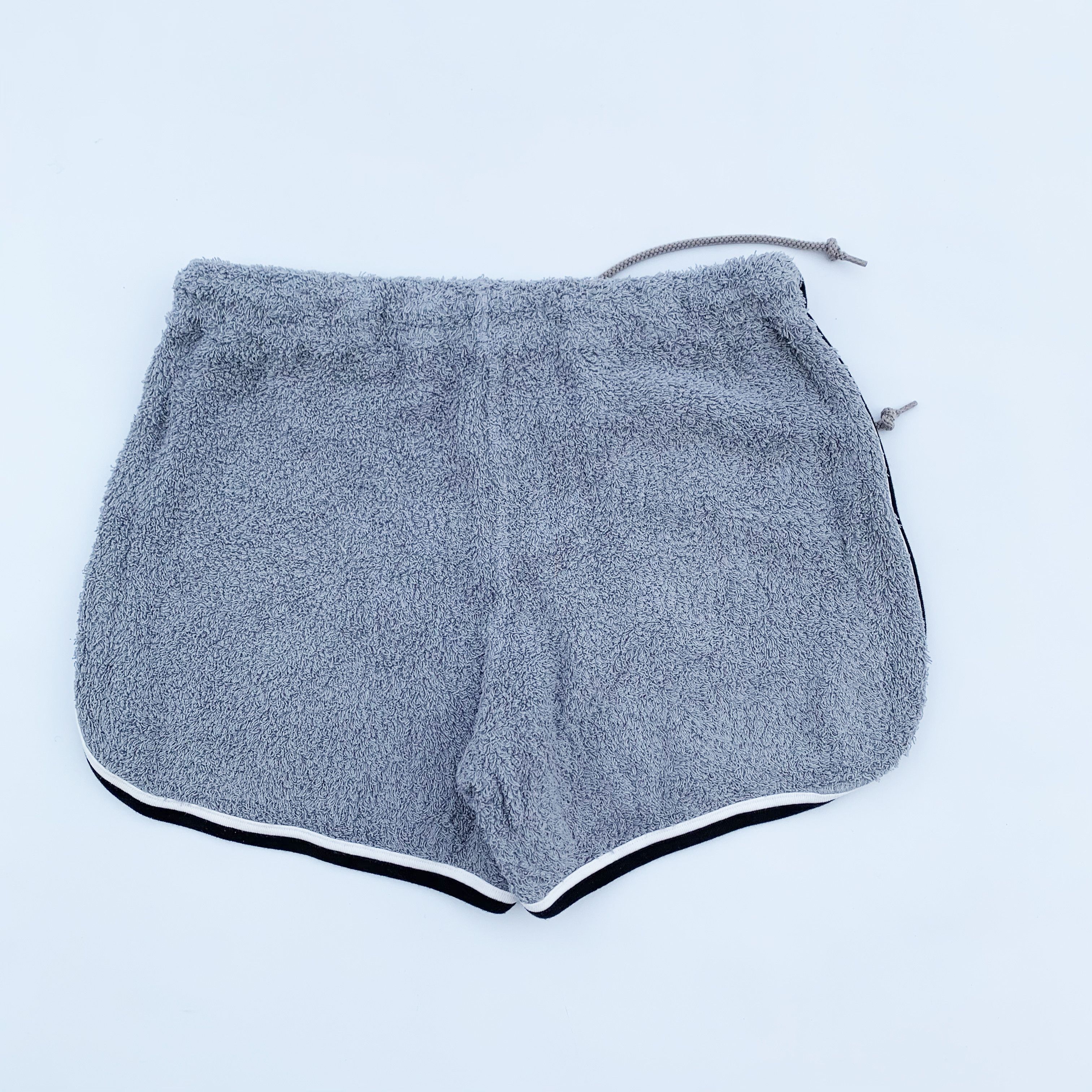 Japanese Brand (NUMBER (N)INE) 2003 Retro Fleece Pile Gym Shorts Size 30" / US 8 / IT 44 - 4 Thumbnail