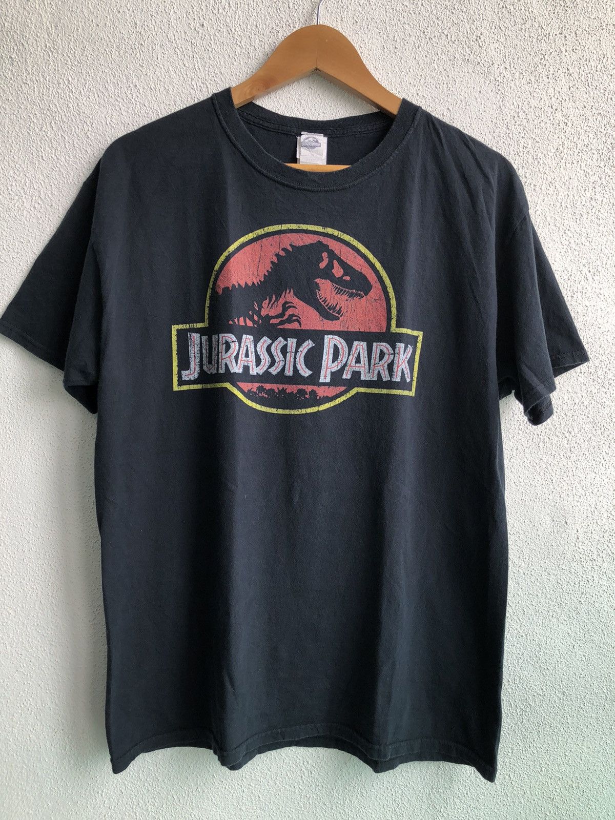 Vintage Jurassic Park Tee Size US L / EU 52-54 / 3 - 1 Thumbnail