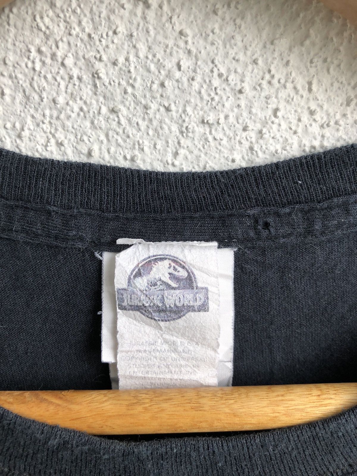 Vintage Jurassic Park Tee Size US L / EU 52-54 / 3 - 4 Thumbnail