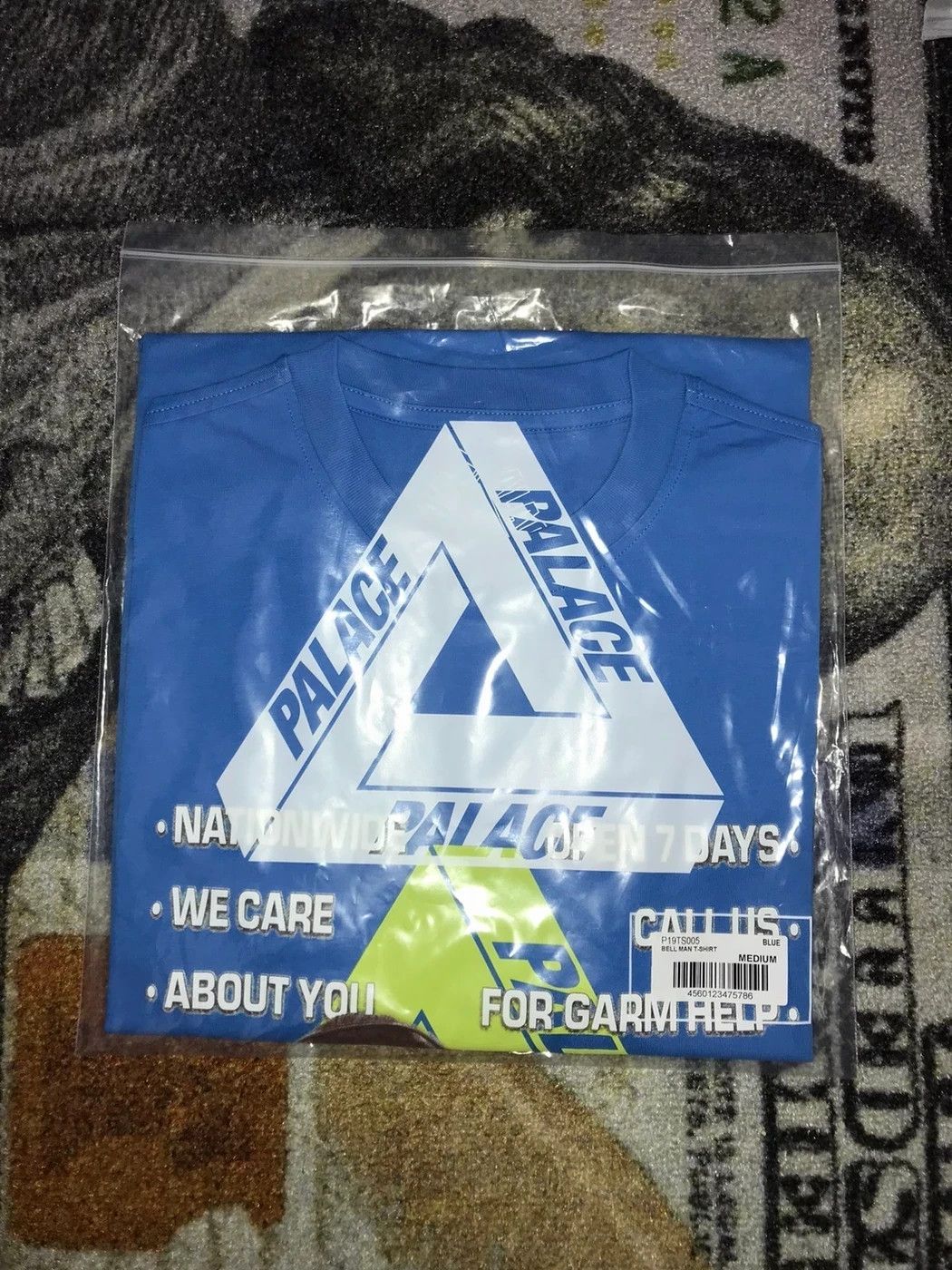 Palace Palace Bell Man T-Shirt Blue Size US M / EU 48-50 / 2 - 2 Thumbnail