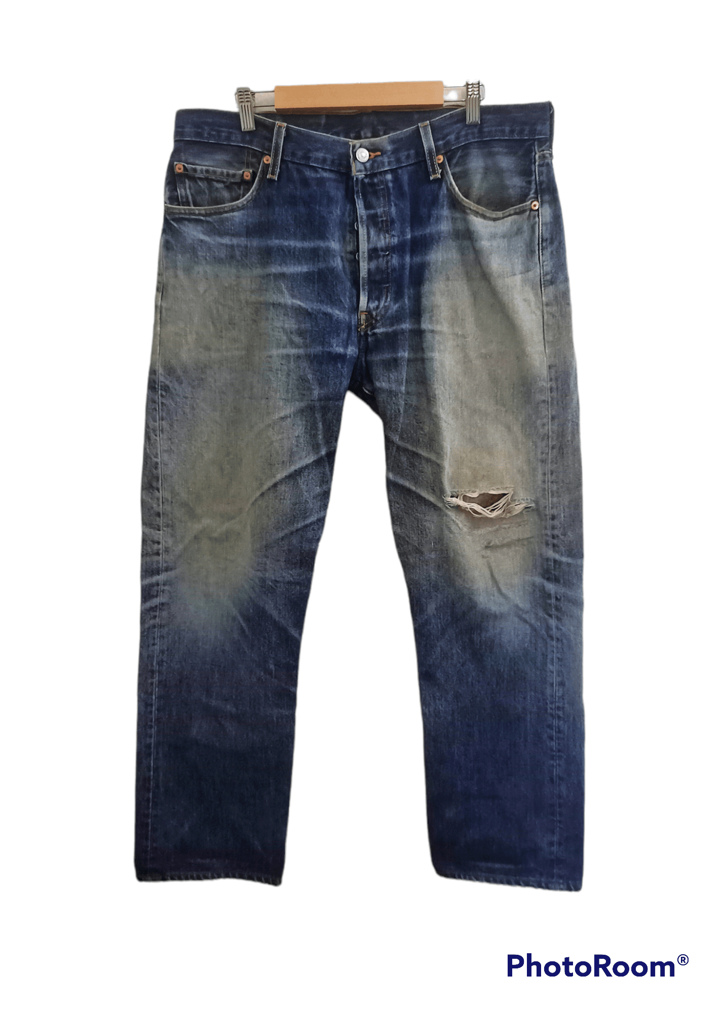 image of Levis x Levis Vintage Clothing Vintage Levi's 501 Faded Blue Distressed Jeans, Men's (Size 36)