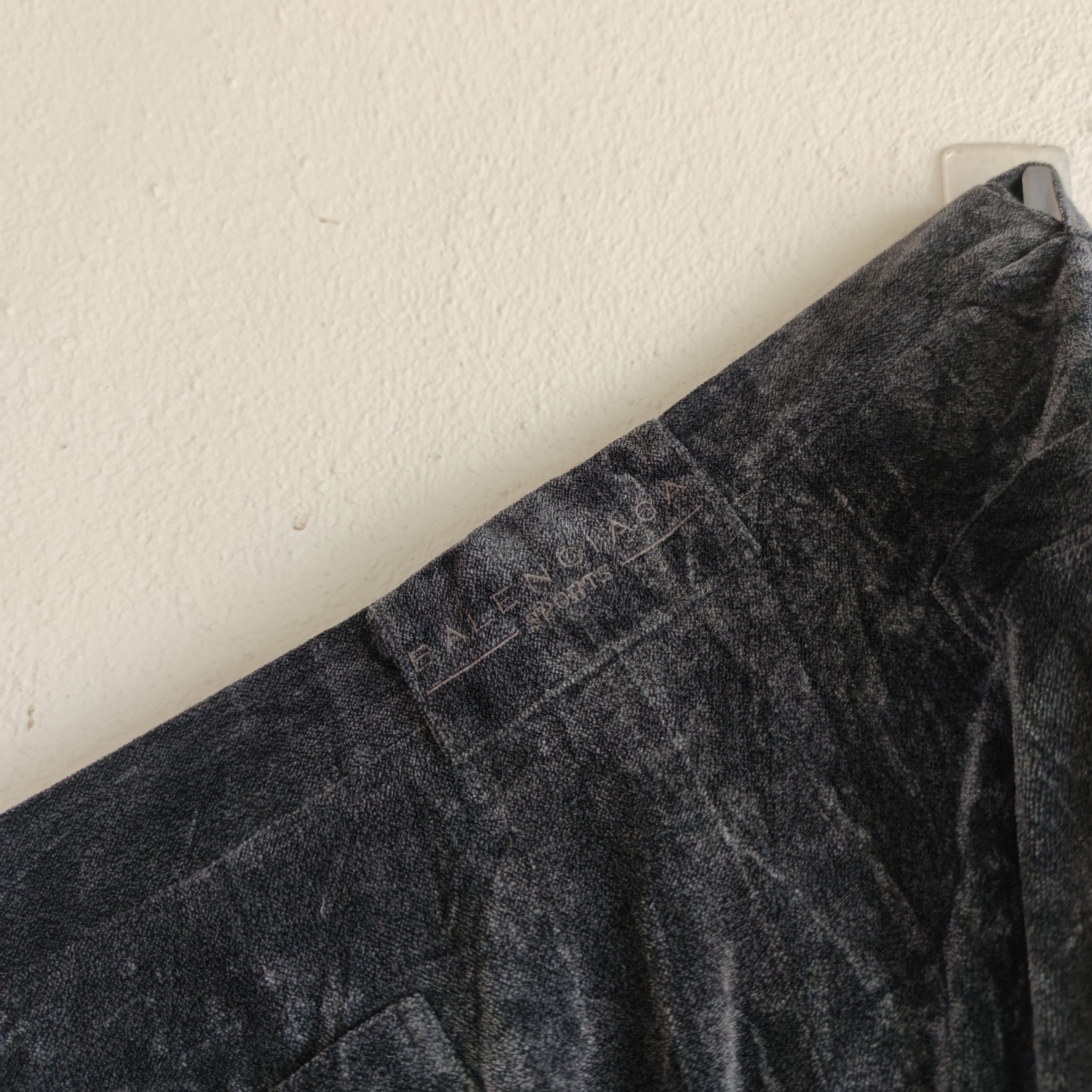 Balenciaga VINTAGE BALENCIAGA PARIS VELVET PANT MADE IN JAPAN Size US 32 / EU 48 - 10 Thumbnail