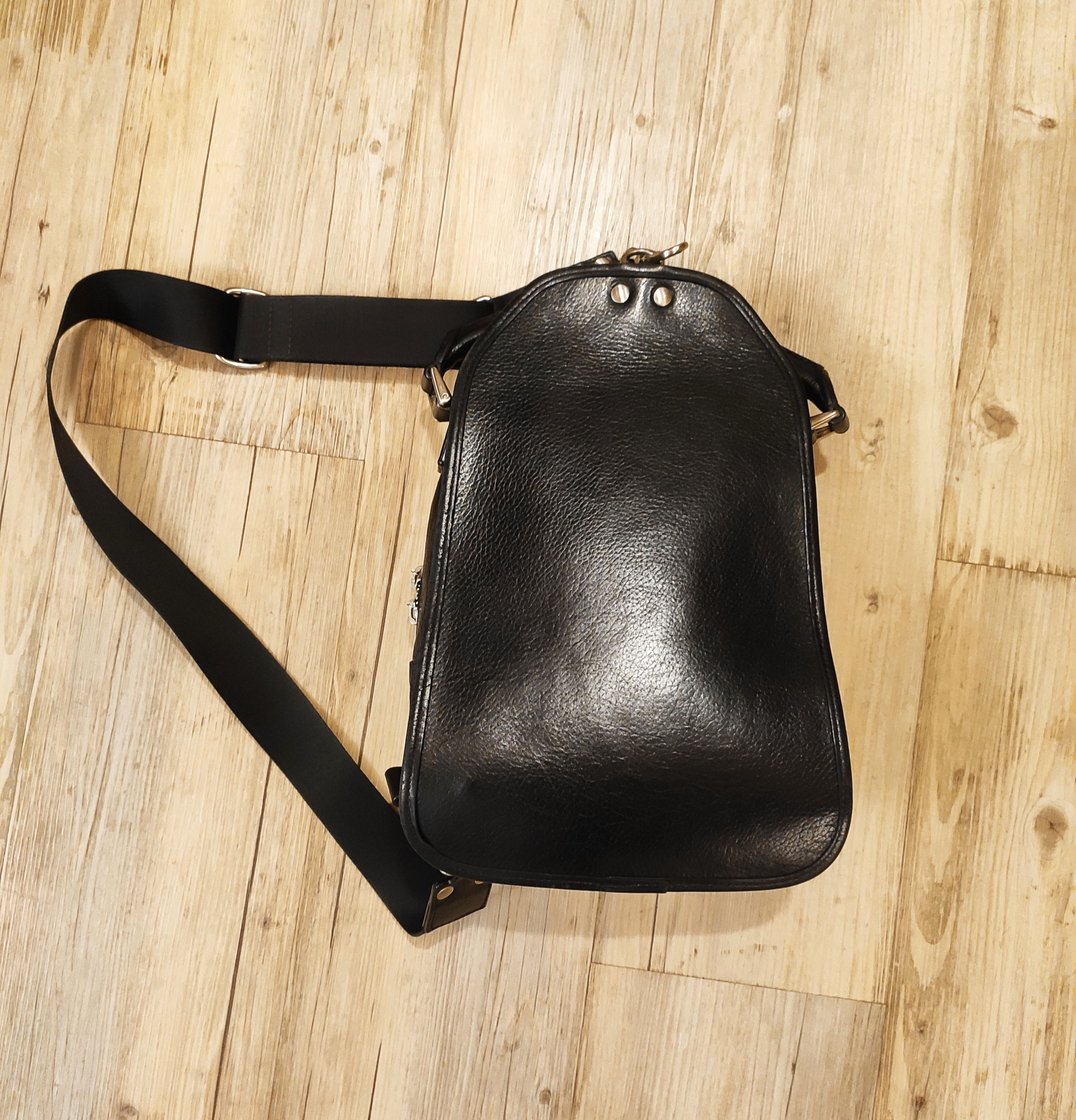 RoccoP Single strap leather backpack.Like Hermes or Louis Vuitton Size ONE SIZE - 4 Thumbnail