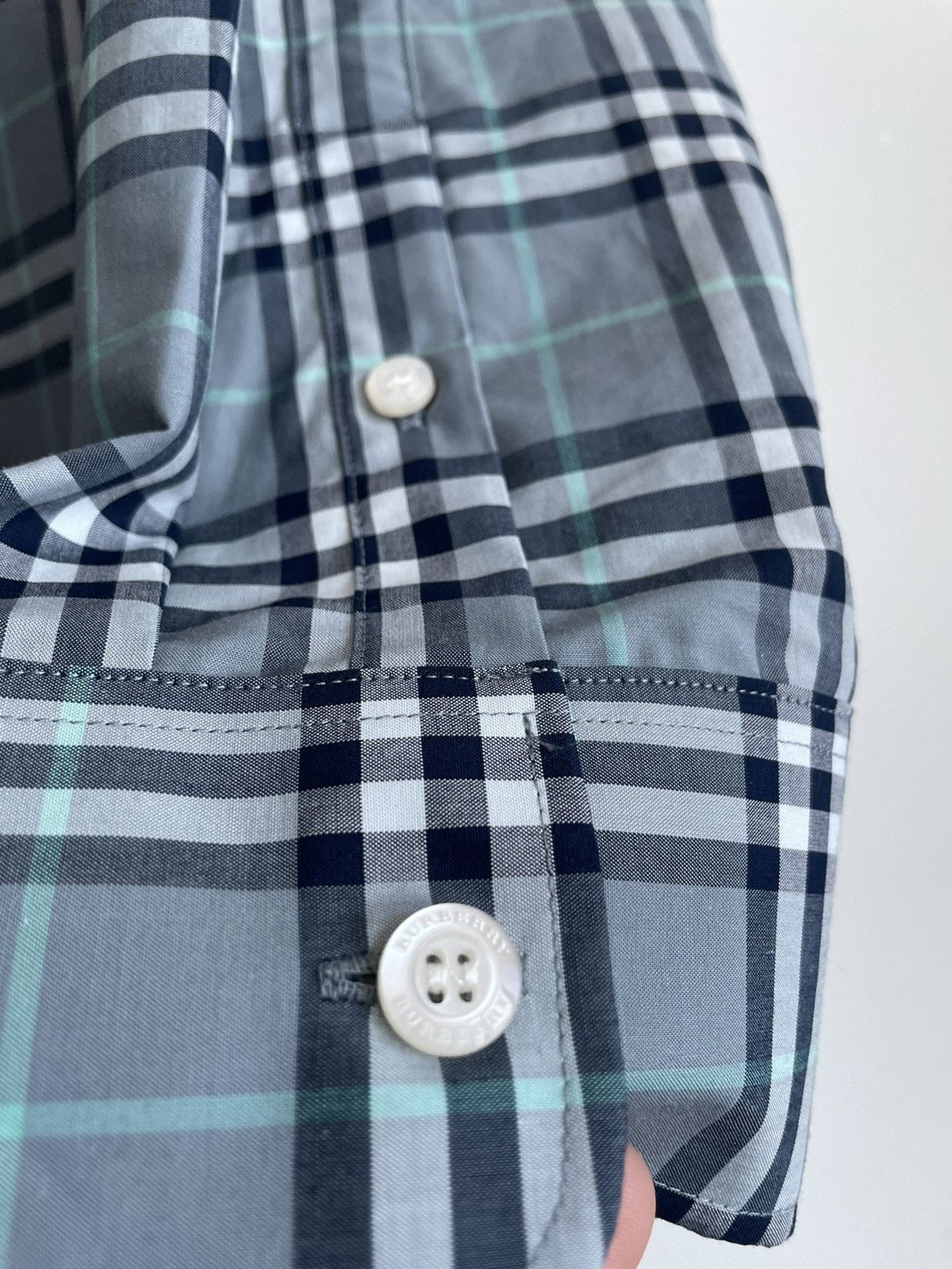 Burberry Brand New Rare British Classic Iconic Burberry Check Shirt Size US L / EU 52-54 / 3 - 20 Thumbnail