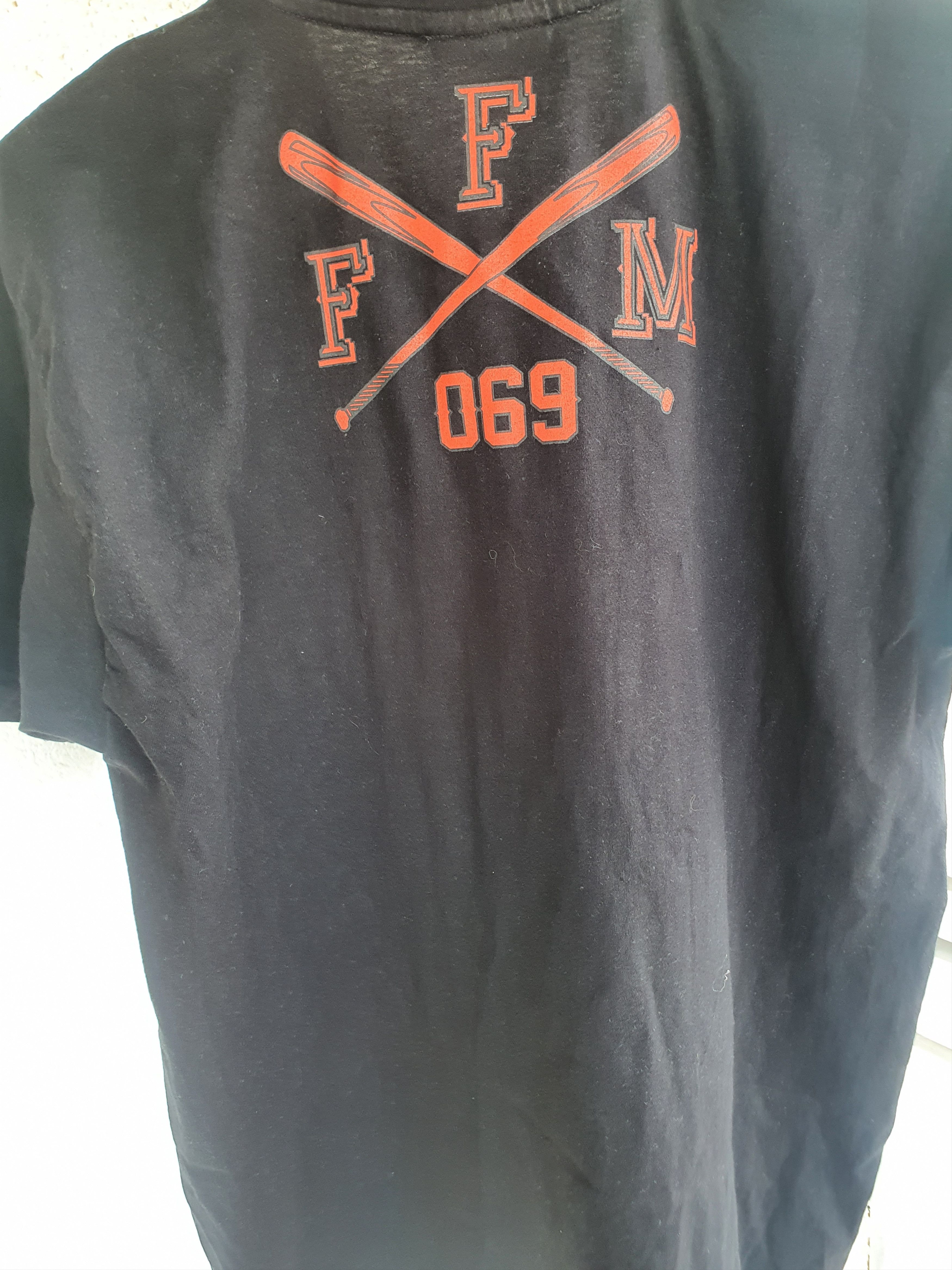 Other Mi Barrio Welcome to Frankfurt SWAG tee,sz XL Size US XL / EU 56 / 4 - 10 Thumbnail