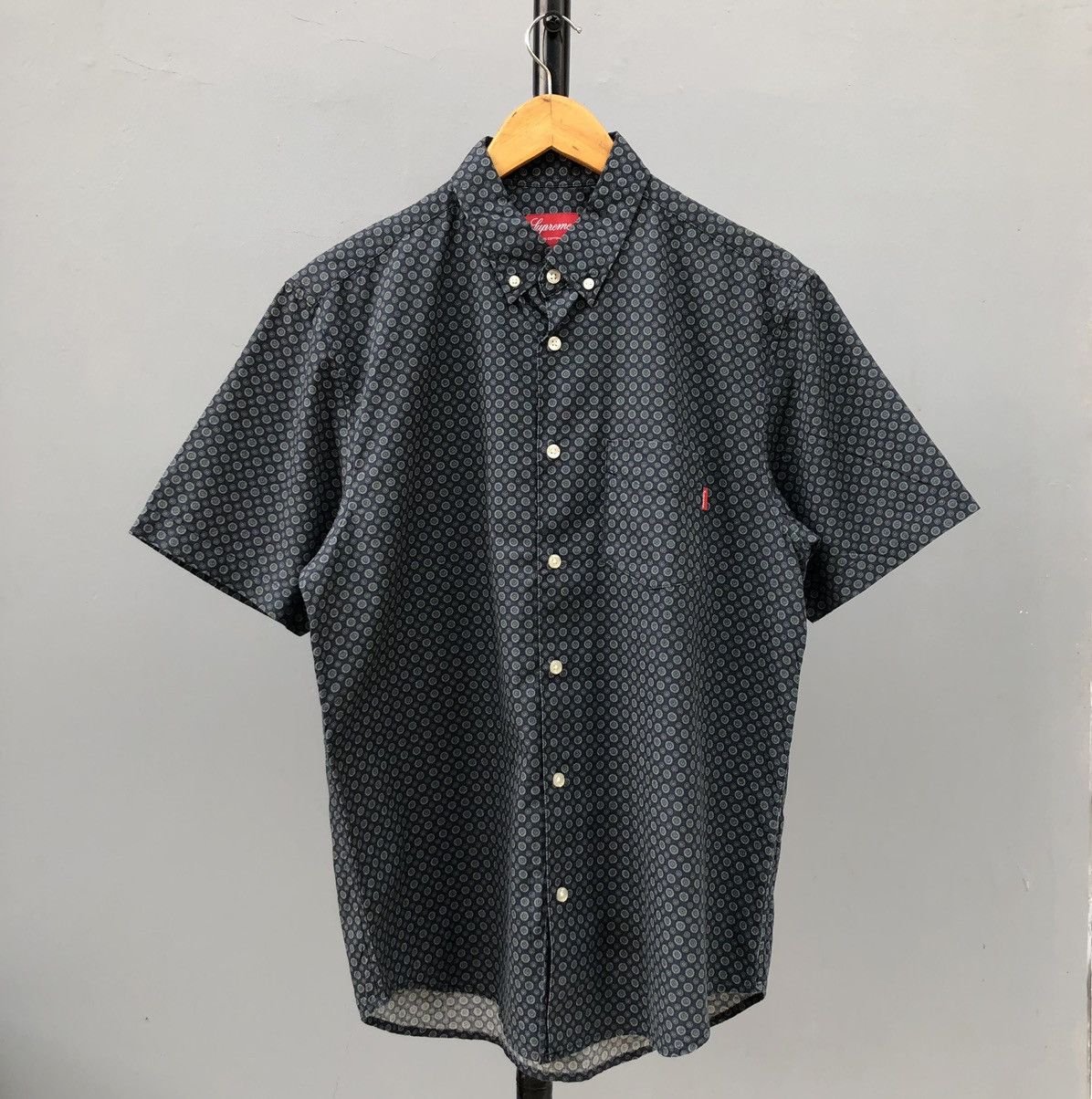 Supreme Supreme pattern shirt Size US L / EU 52-54 / 3 - 1 Thumbnail