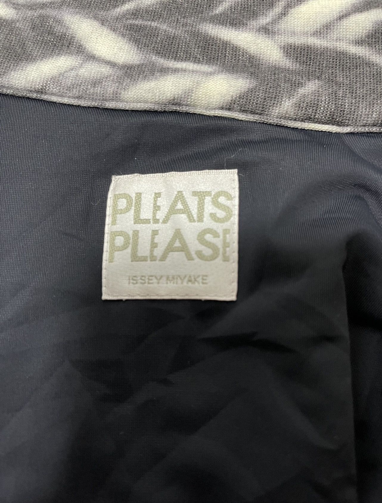Issey Miyake × Japanese Brand × Tsumori Chisato Pleats Please Issey Miyake Rare Design Jacket Size US M / EU 48-50 / 2 - 4 Thumbnail