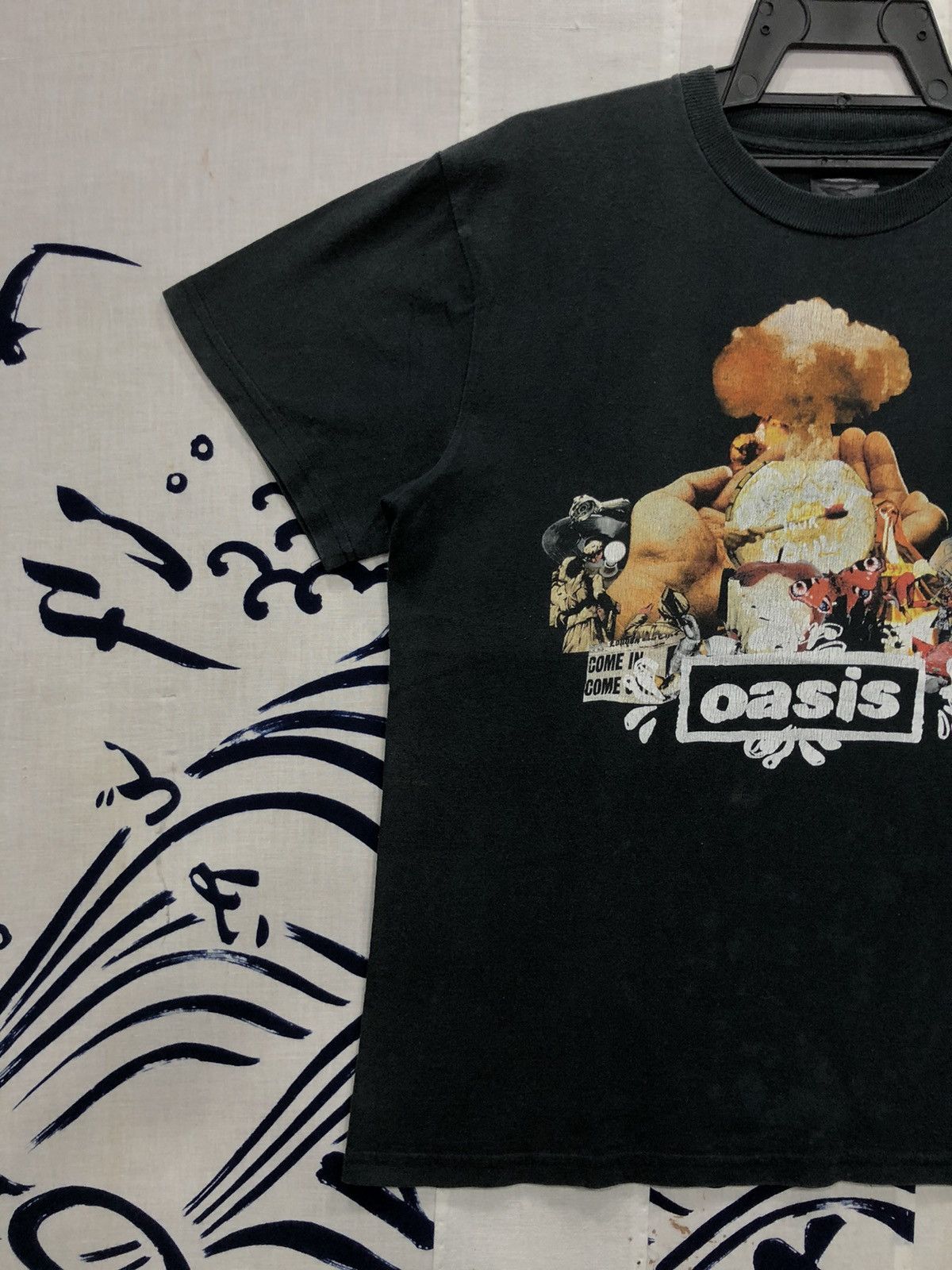 Band Tees OASIS BAND TEES 🔥 RARE DESIGN Size US M / EU 48-50 / 2 - 3 Thumbnail