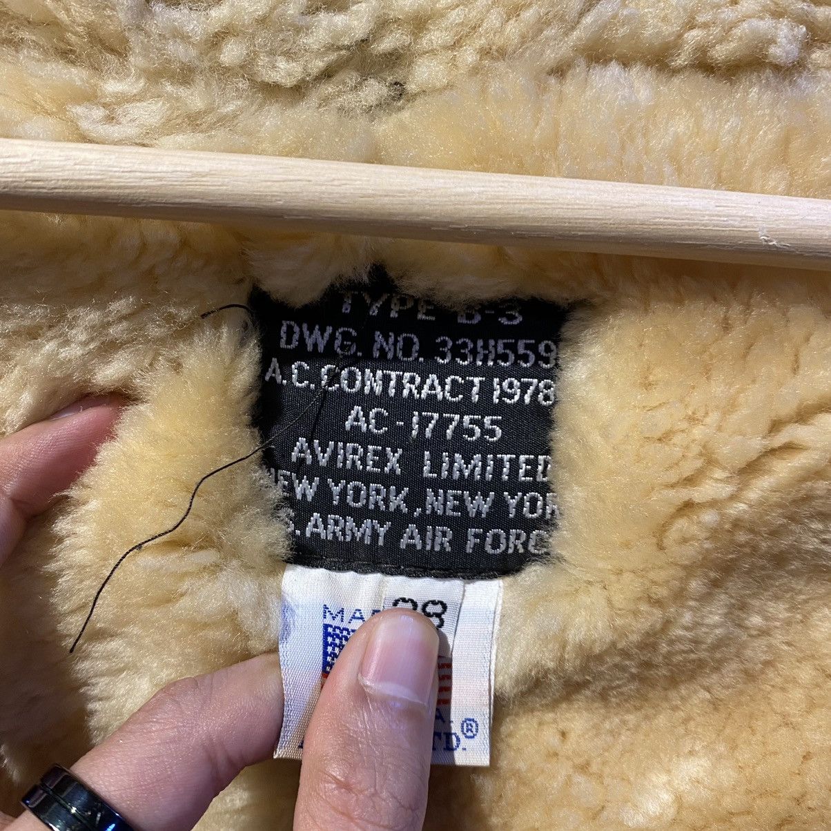 Avirex Avirex B-3 Sheepskin Size US M / EU 48-50 / 2 - 15 Thumbnail