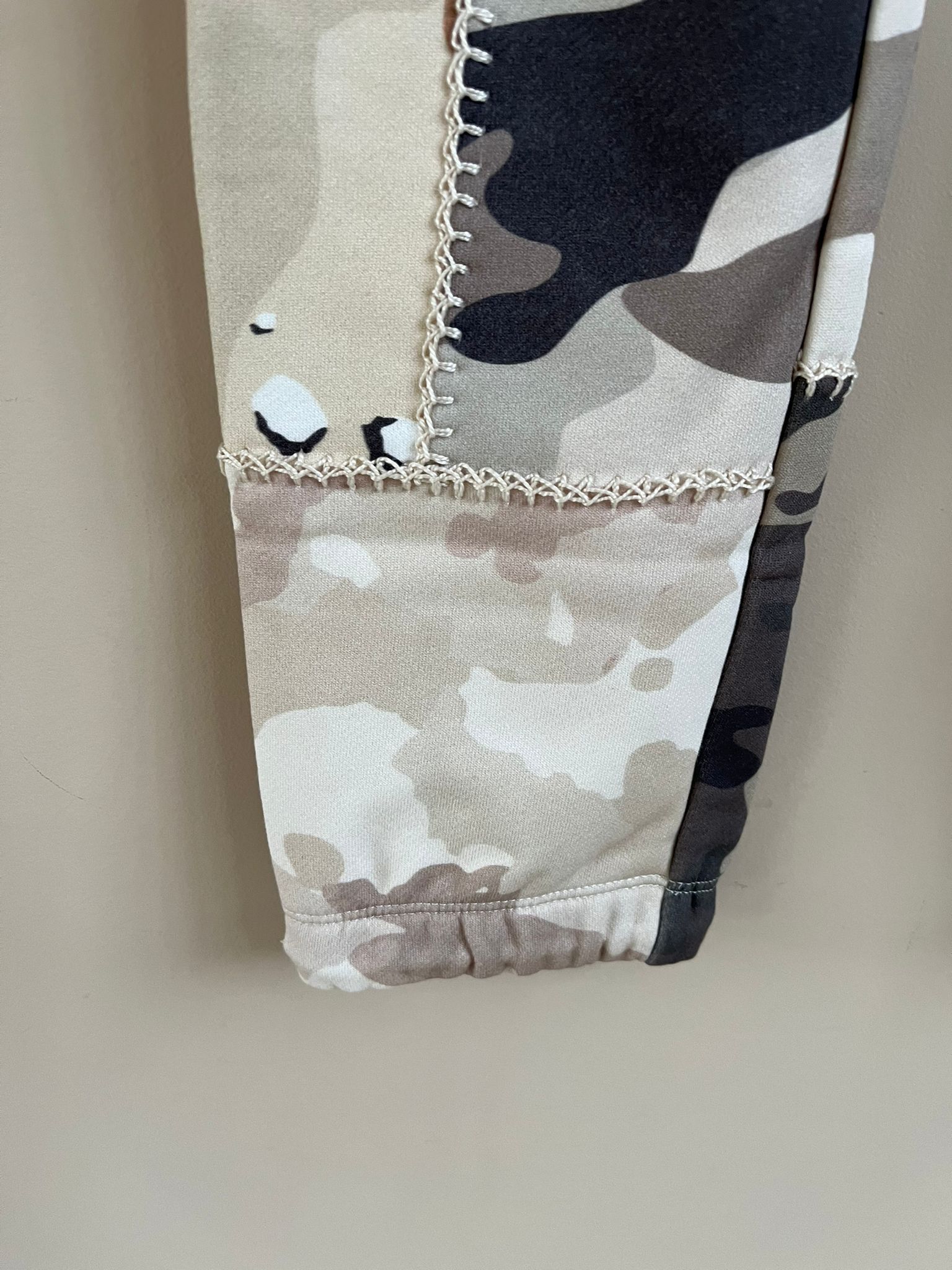 Amiri Patchwork Camo Sweatpant in Camo Size US 30 / EU 46 - 4 Thumbnail