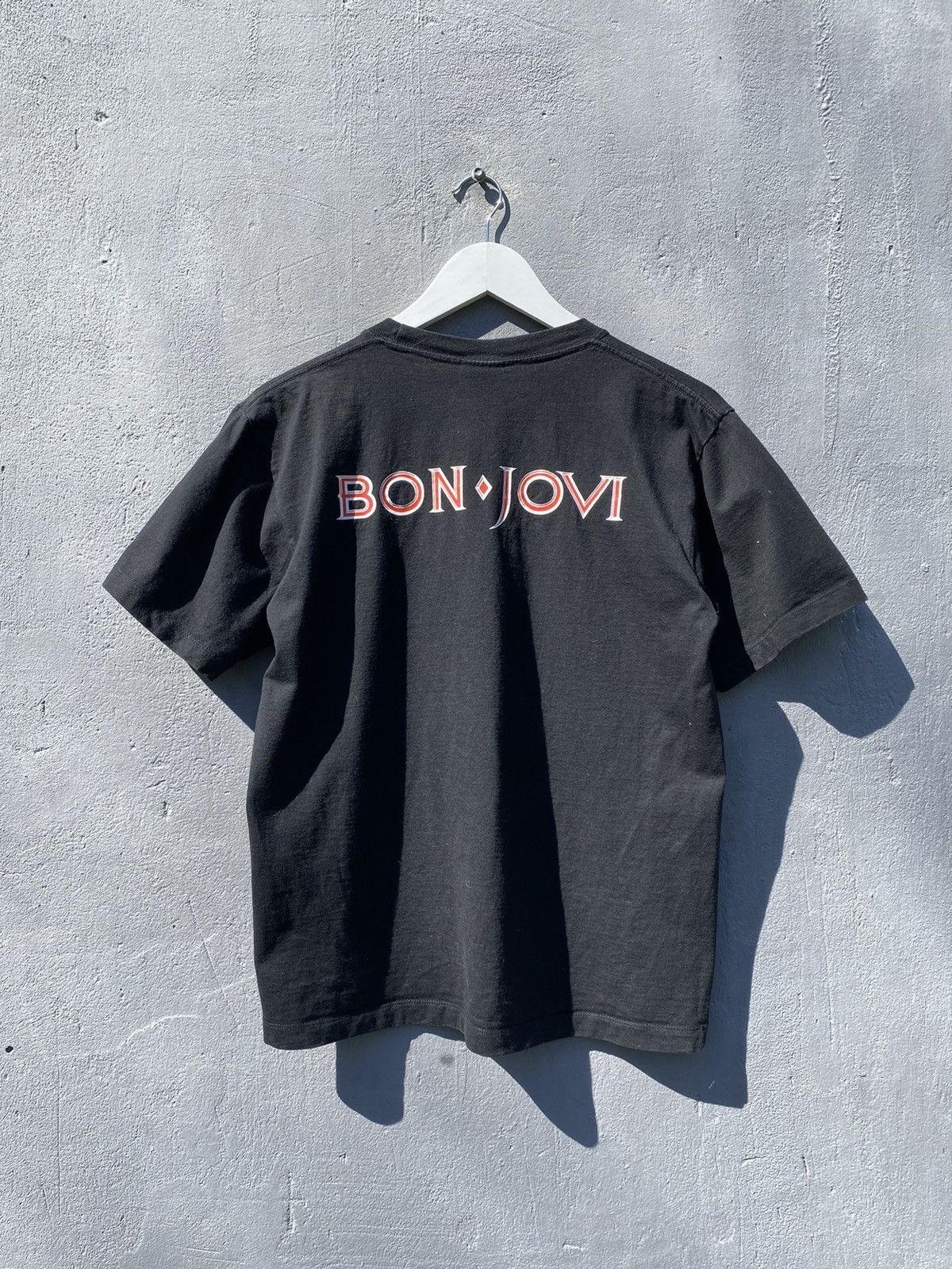 Band Tees Vintage BON JOVI BOOTLEG BAND T SHIRT Size US M / EU 48-50 / 2 - 5 Thumbnail