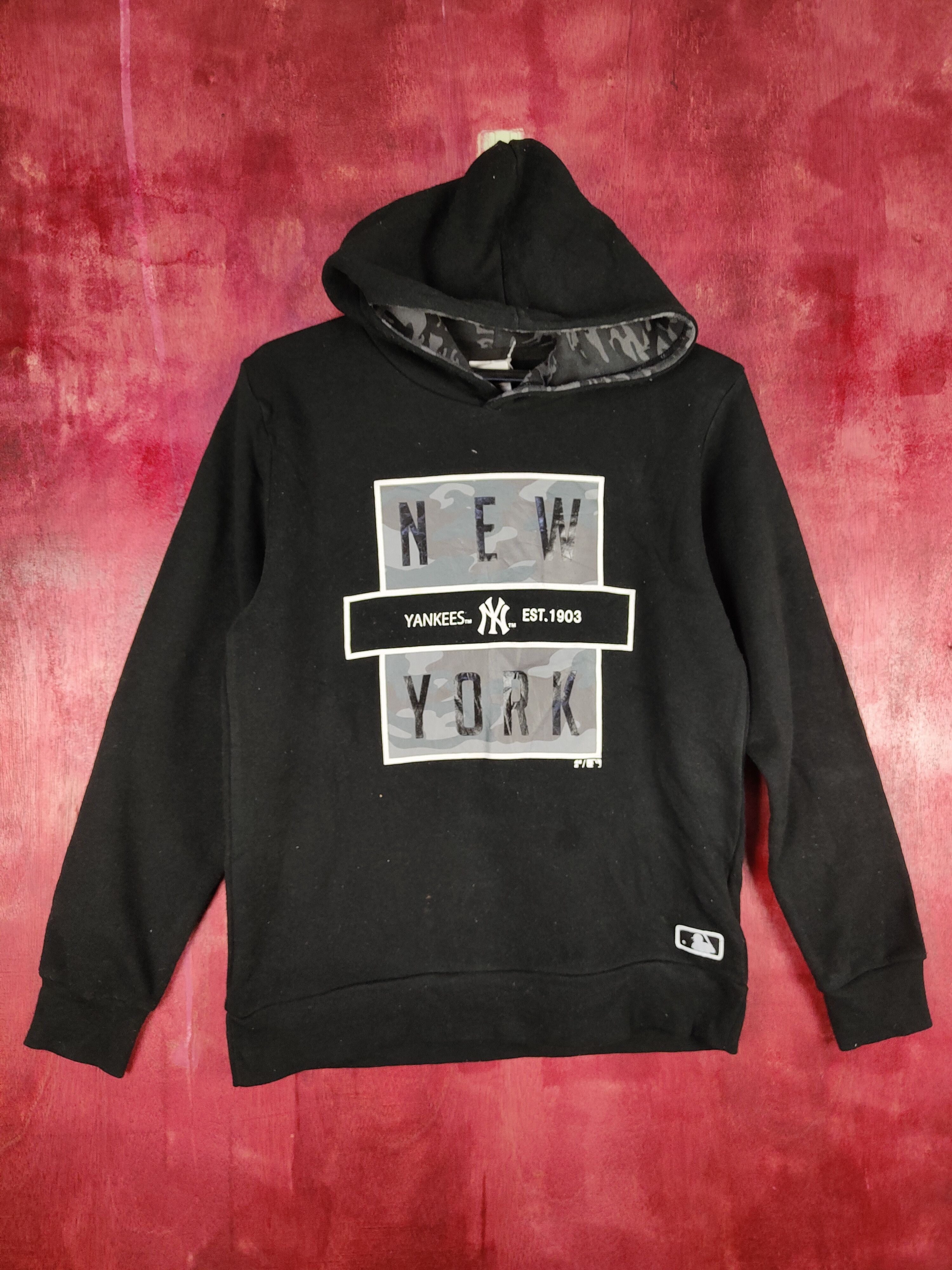 NFL × New York Yankees Genuine Merchandise (New York Yankees) Black Sweater #4695 Size US S / EU 44-46 / 1 - 1 Thumbnail