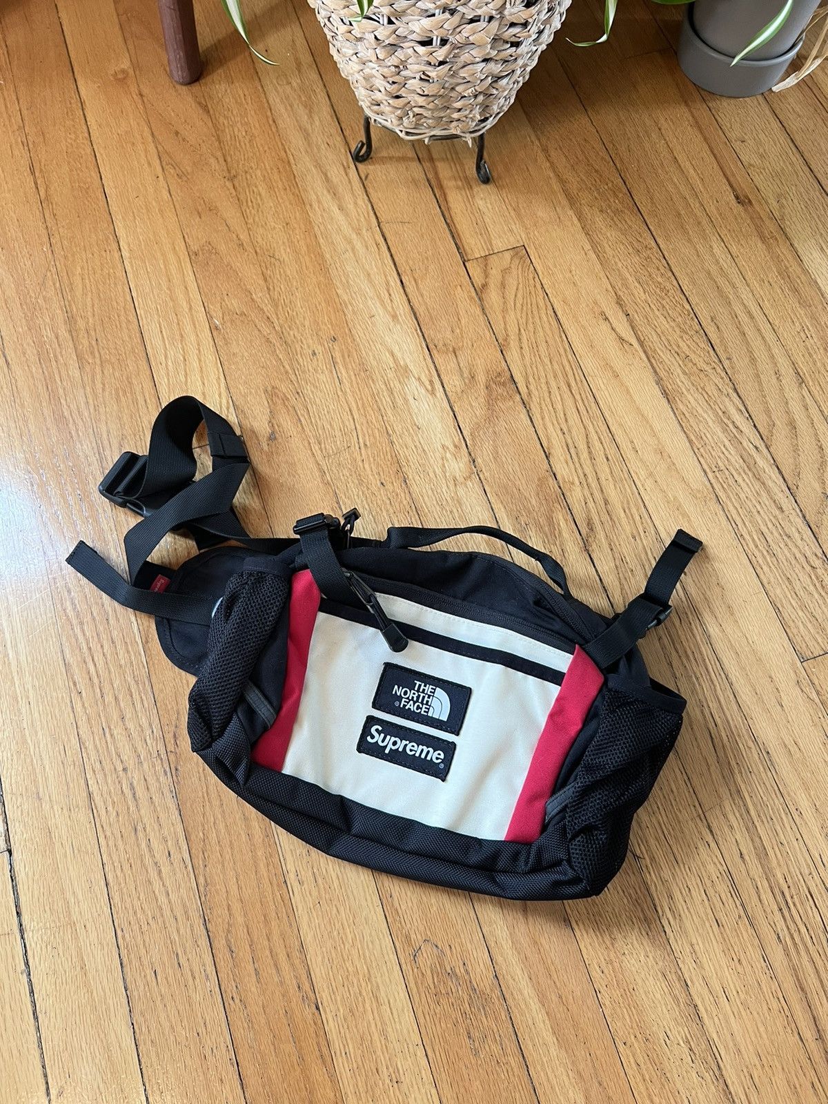 The north face on sale expedition waist bag