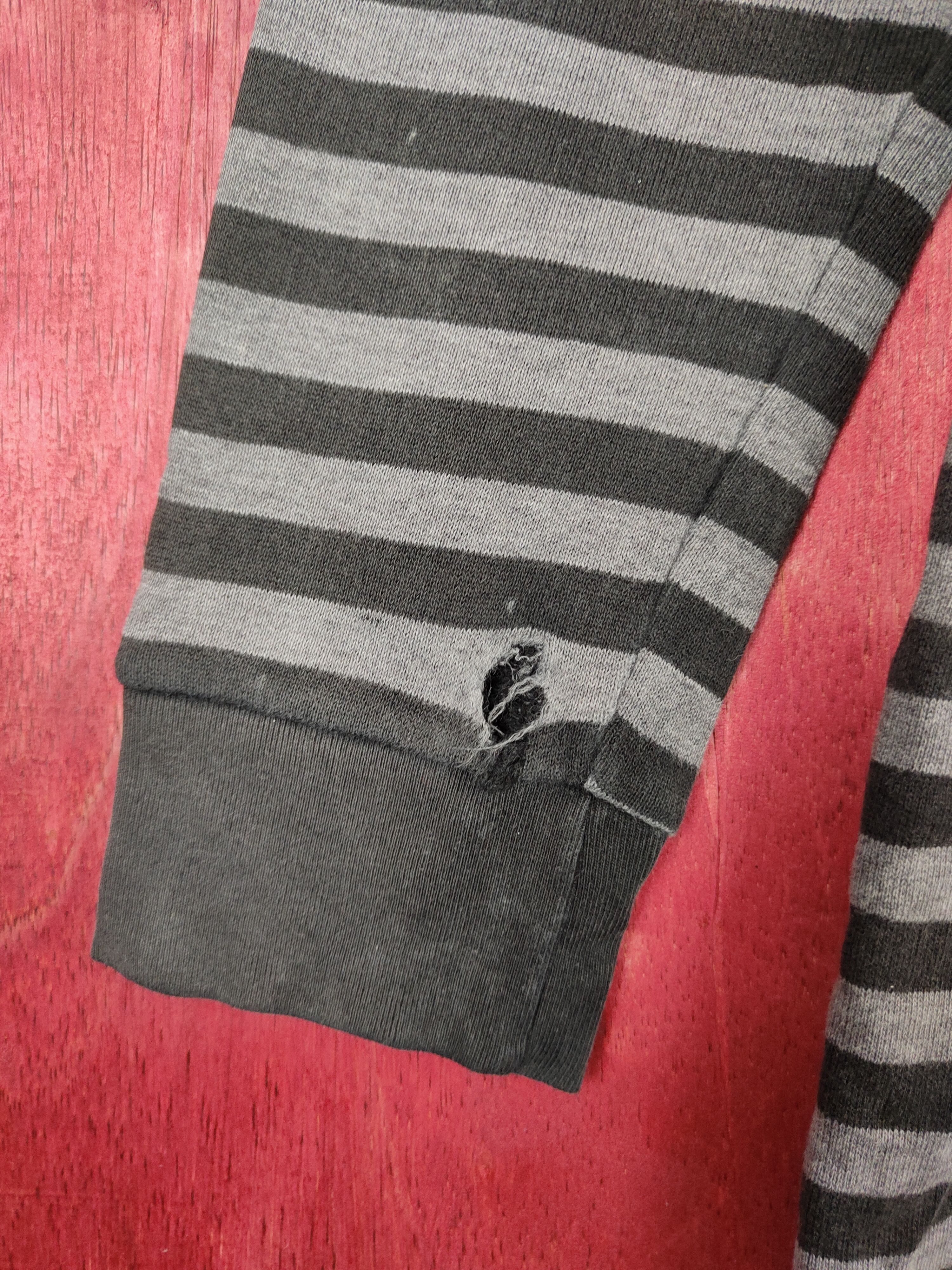 Japanese Brand × Mickey Mouse × Uniqlo Uniqlo Minnie Mouse stripen Gray Sweater #4696 Size L / US 10 / IT 46 - 4 Thumbnail