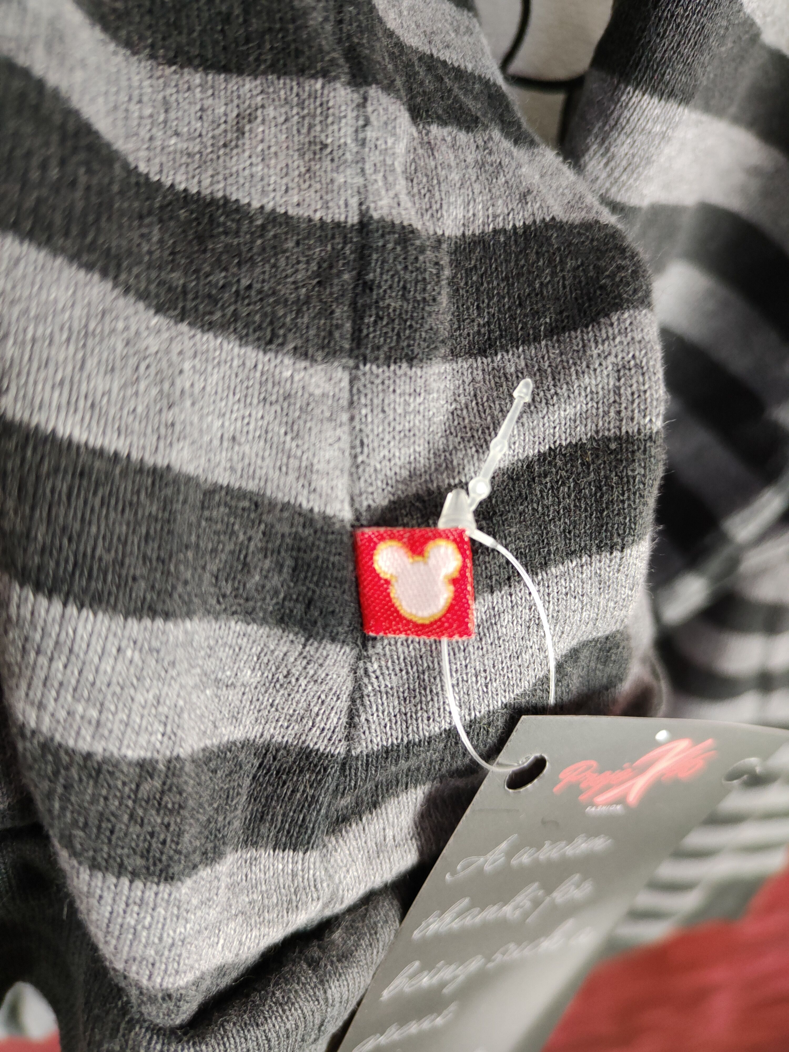 Japanese Brand × Mickey Mouse × Uniqlo Uniqlo Minnie Mouse stripen Gray Sweater #4696 Size L / US 10 / IT 46 - 12 Thumbnail