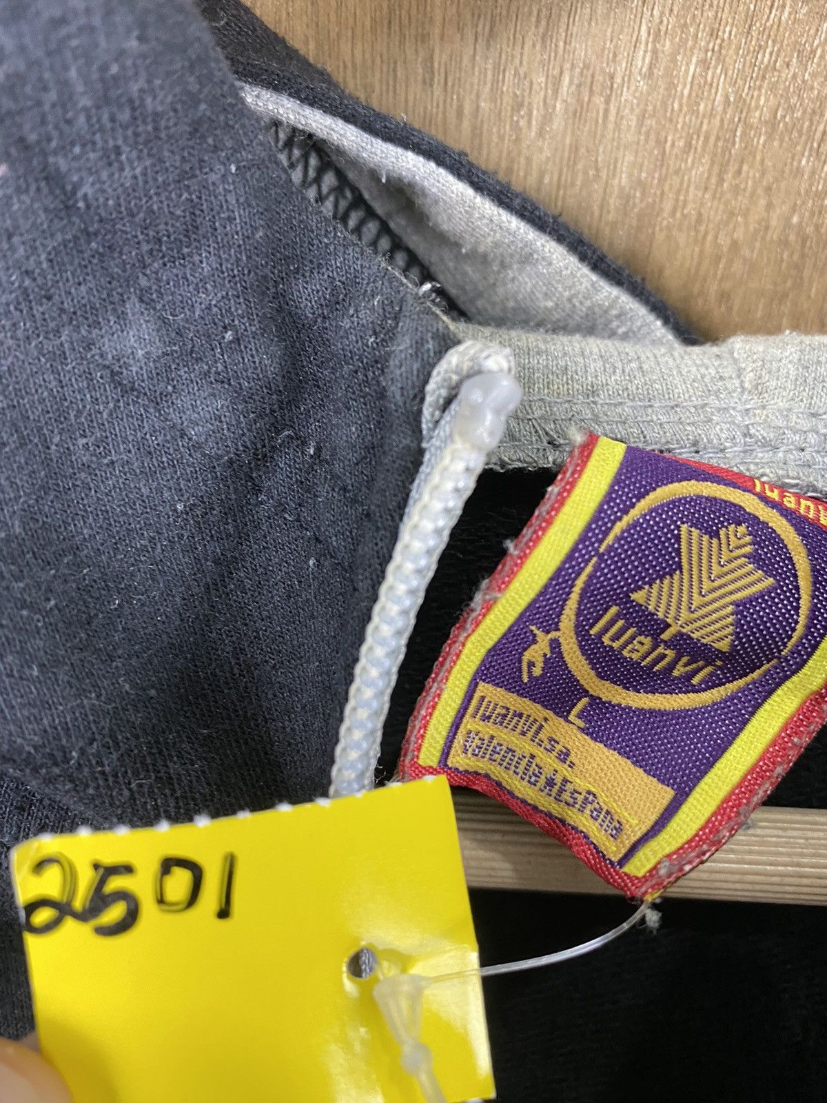 Japanese Brand DLL Espana Valencia Sweaters #2501 Size US M / EU 48-50 / 2 - 10 Thumbnail