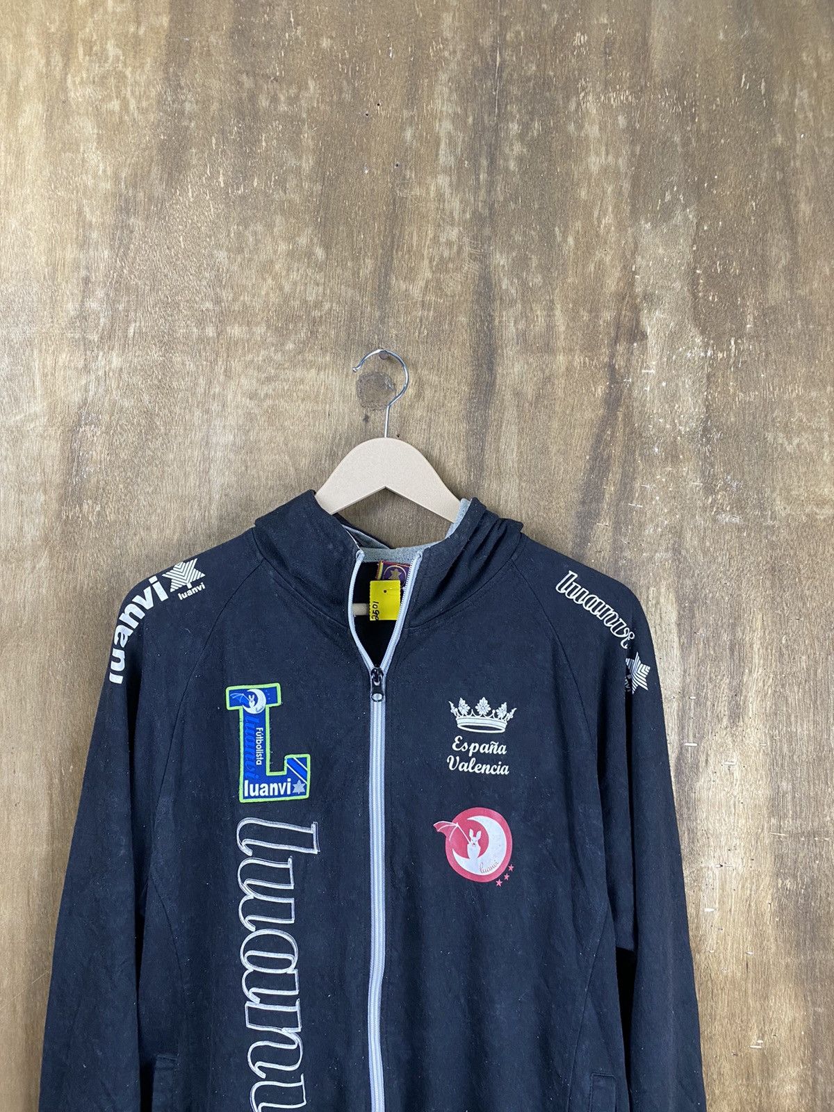 Japanese Brand DLL Espana Valencia Sweaters #2501 Size US M / EU 48-50 / 2 - 7 Thumbnail