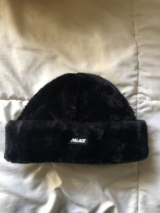 Palace S/M Palace Teddy Faux Fur Fuzzy Beanie Black | Grailed