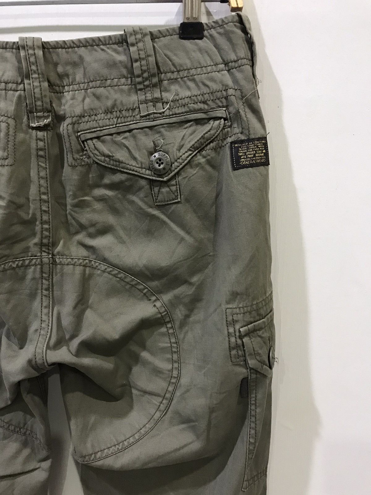 Japanese Brand SURPLUS MILITARY Japan M65 Big Spell Out Logo Cargo Pant Size US 30 / EU 46 - 9 Thumbnail