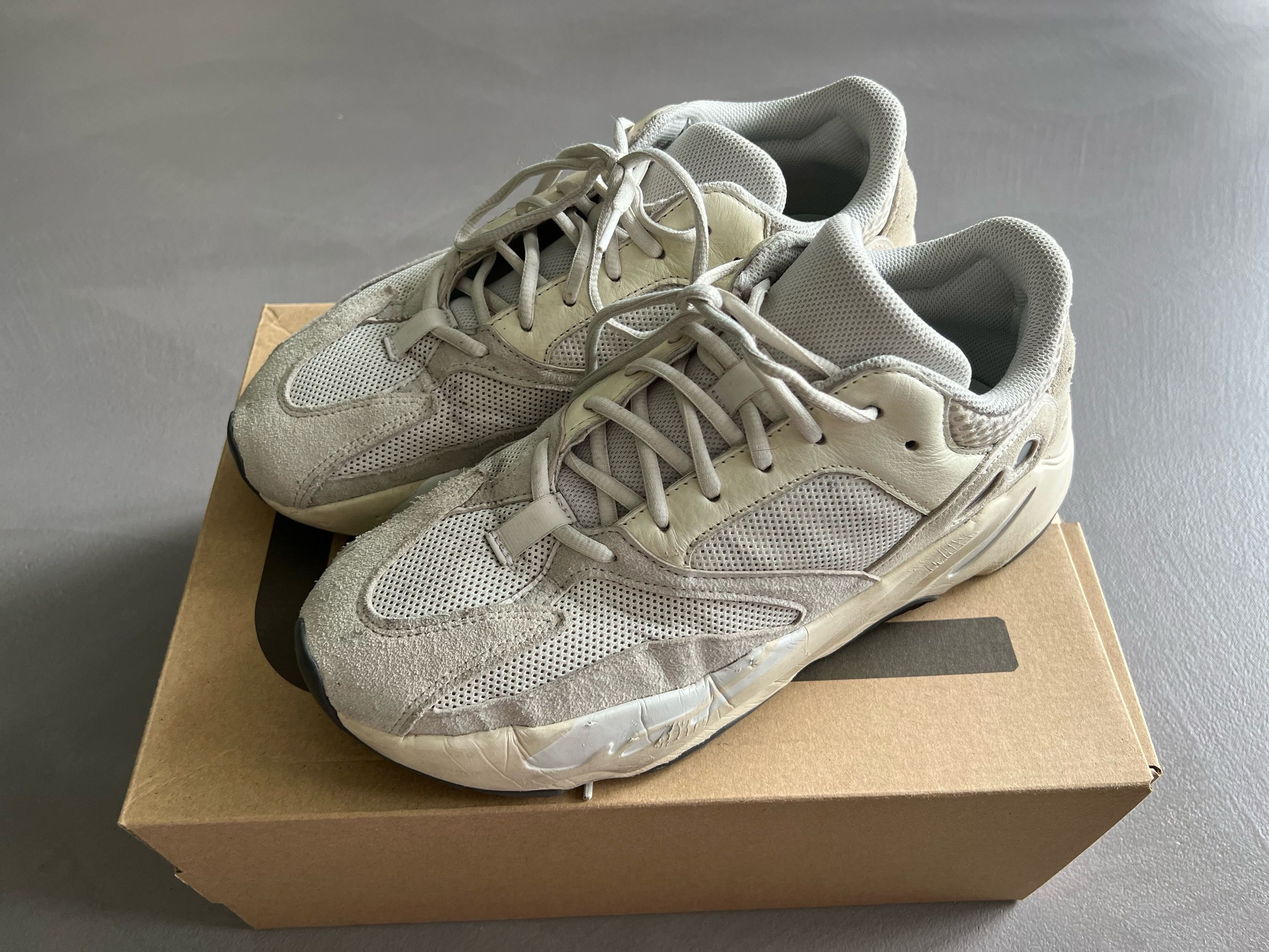 Adidas × Kanye West adidas Yeezy 700 Boost Analog v1, White Size US 10 / EU 43 - 1 Thumbnail