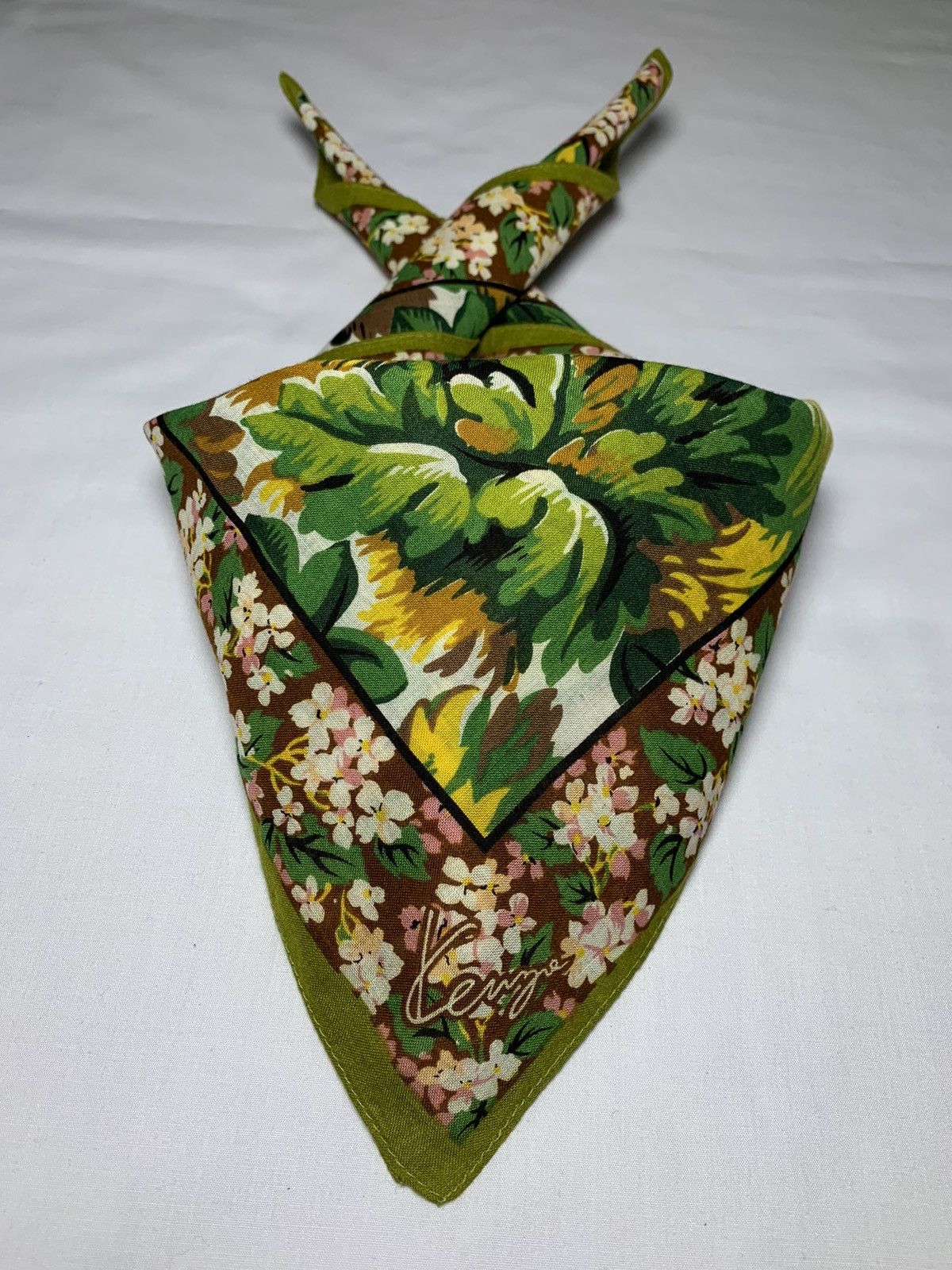 Kenzo Kenzo beautiful design Neckerchief / Handkerchief Size ONE SIZE - 2 Thumbnail