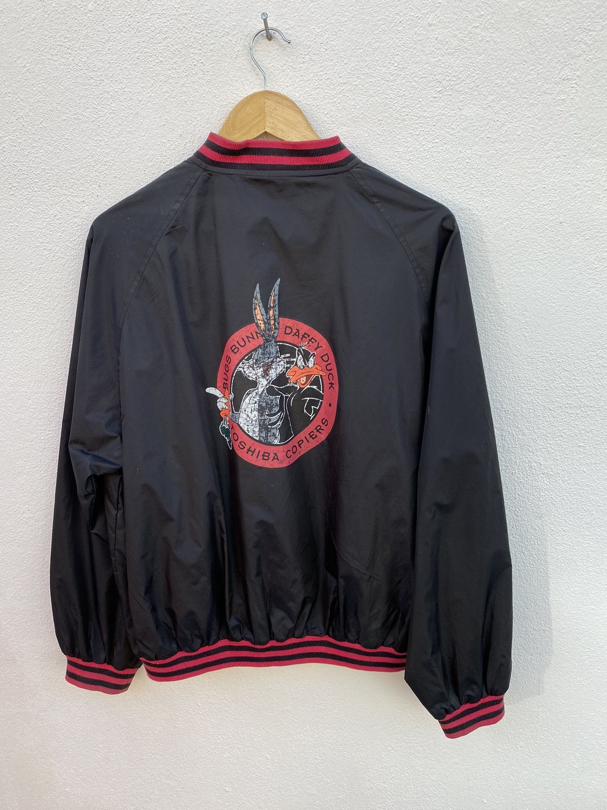 Vintage Looney Tunes warner bros 1998 varsity jacket
