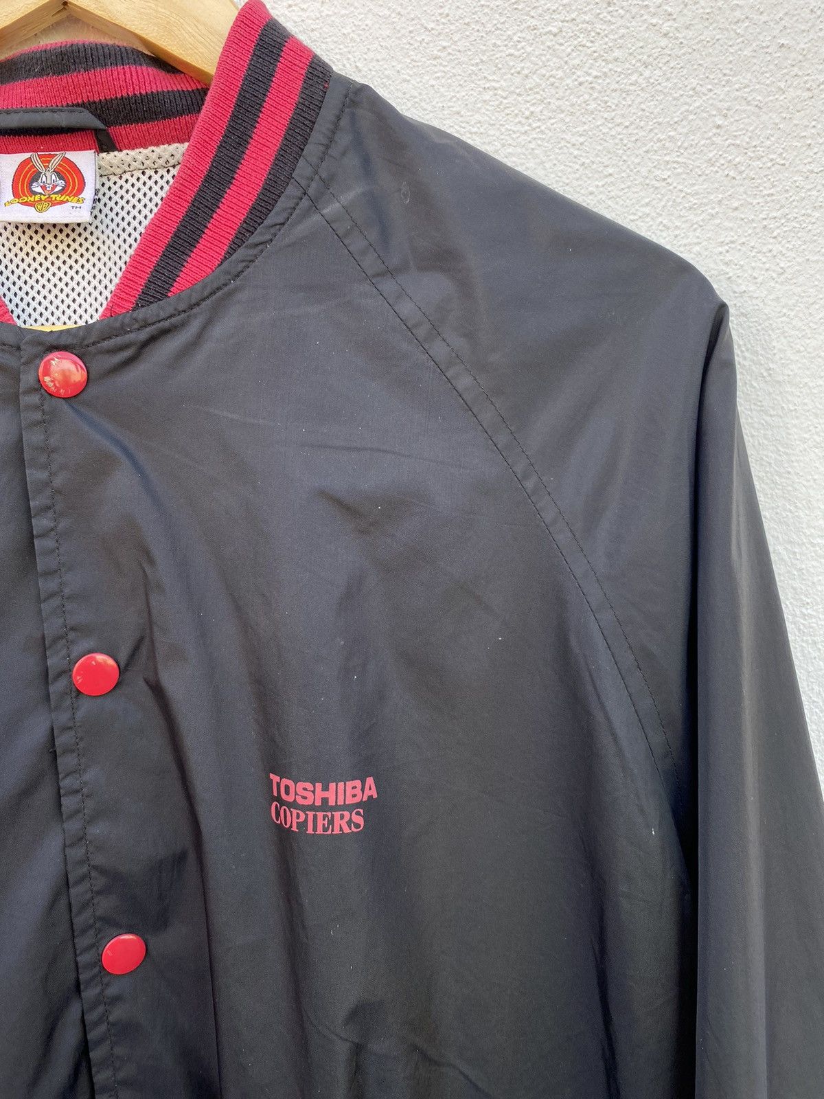 Vintage Looney Tunes warner bros 1998 varsity jacket
